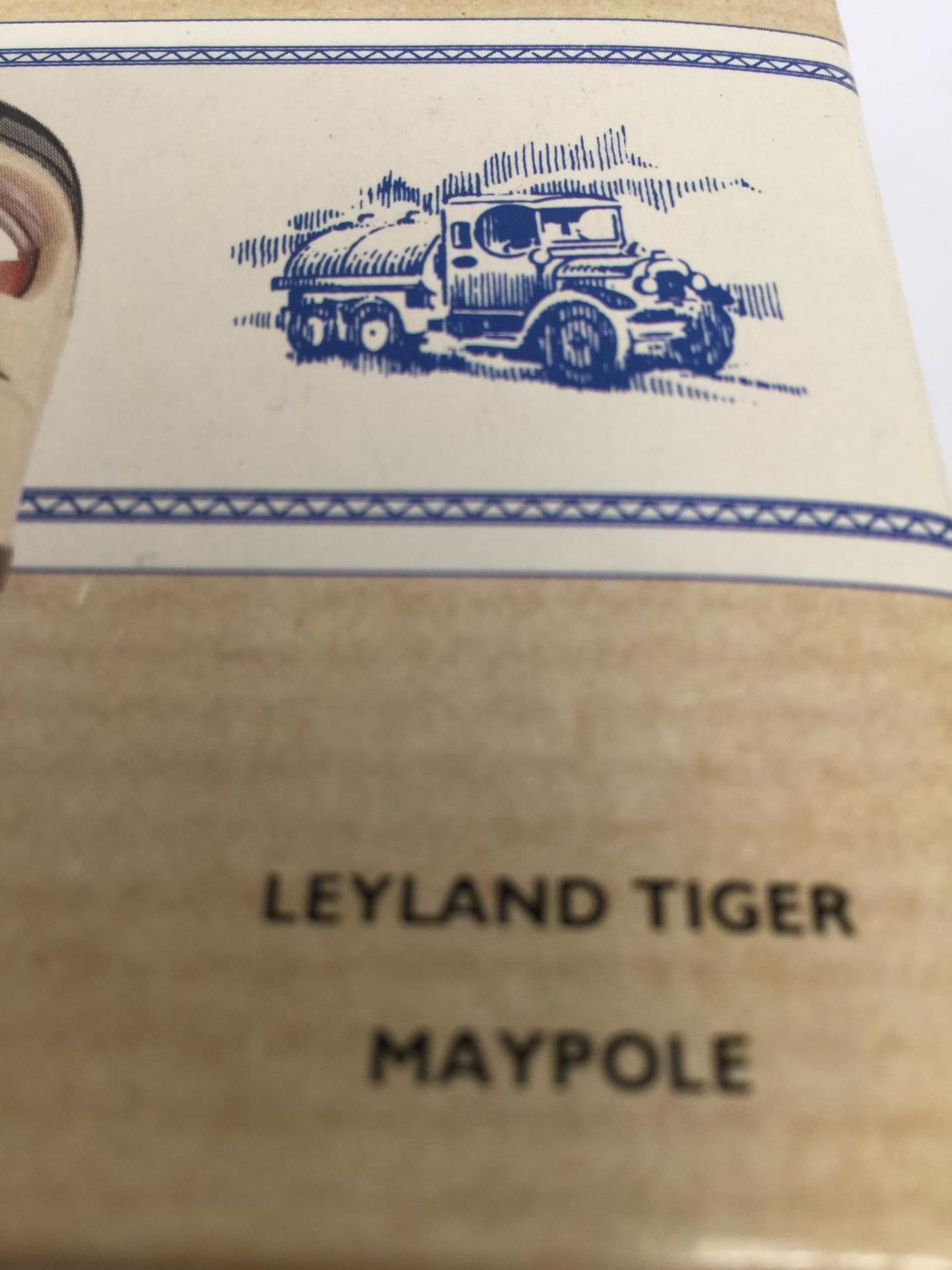 TWO BOXED CORGI BUSES TO INCLUDE A LEYLAND TIGER MAYPOLE NO. 97210 AND A BEDFORD OB EDINBURGH NO. - Image 4 of 5