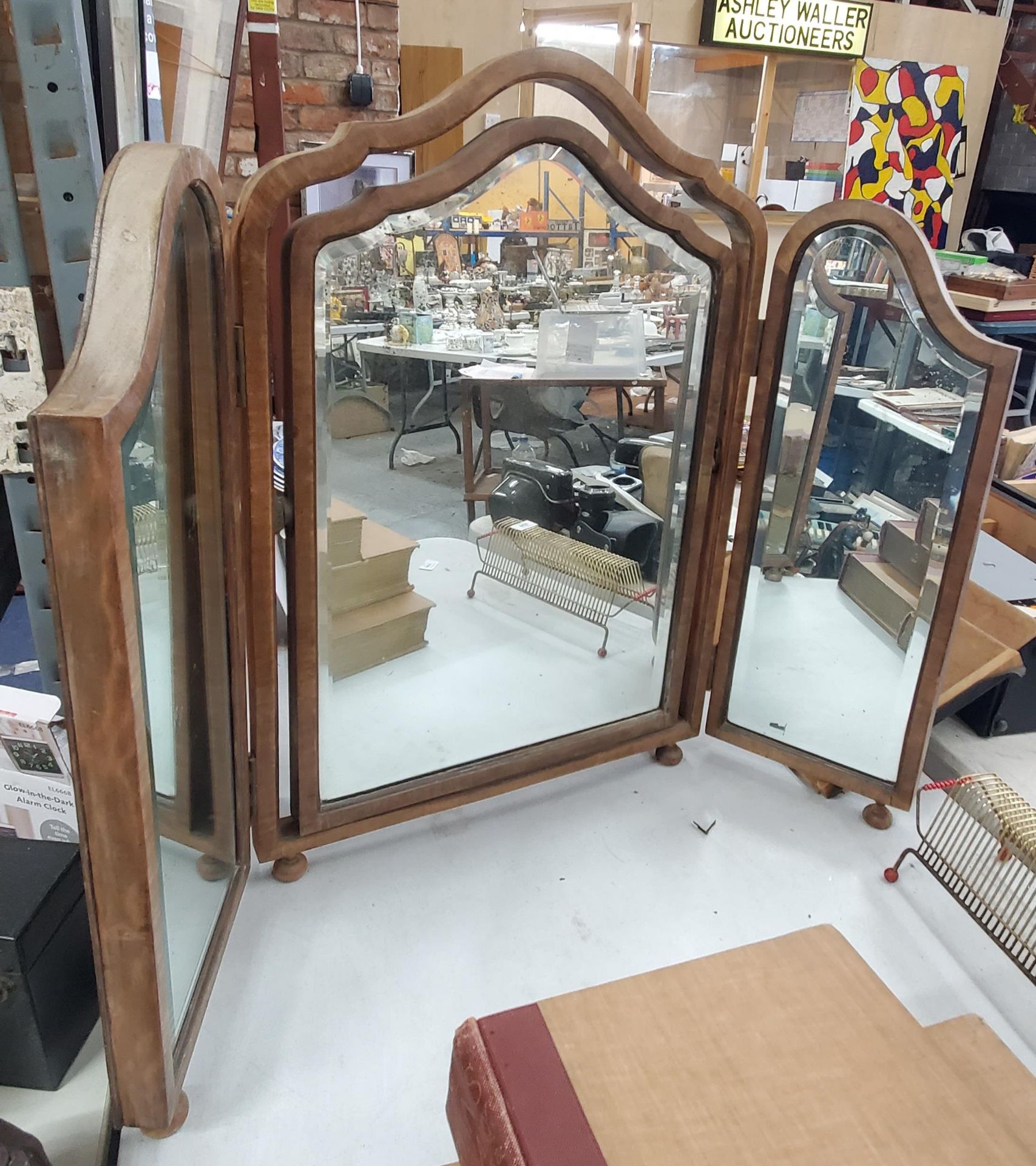 A VINTAGE THREE SECTION DRESSING TABLE MIRROR