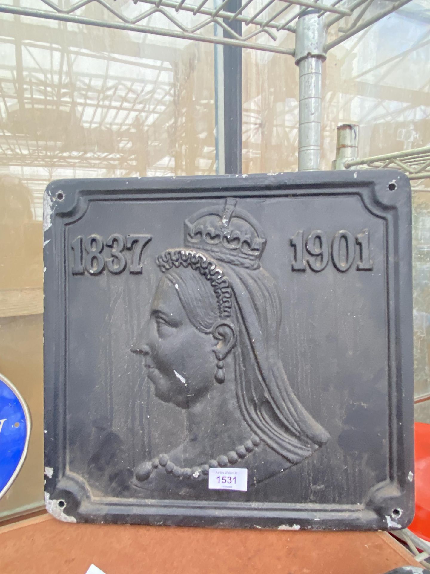 A VINTAGE CAST ALLOY 'QUEEN VICTORIA' PLAQUE