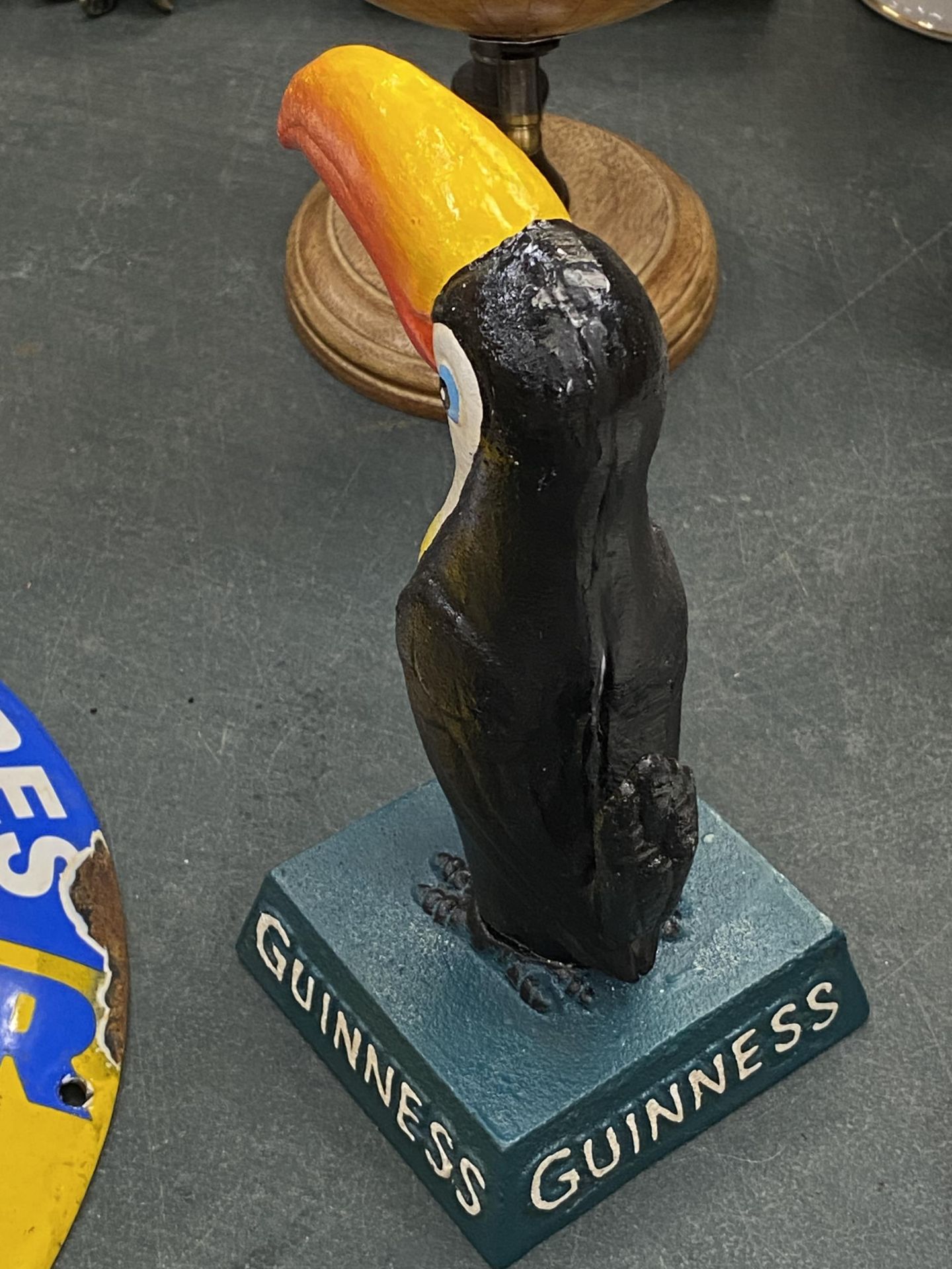 A CAST GUINNESS TOUCAN, HEIGHT 20CM - Image 2 of 3