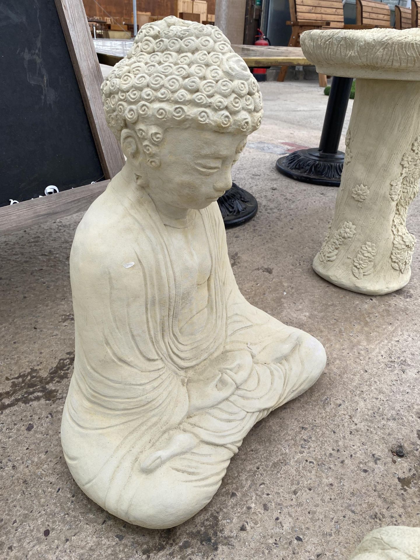 AN AS NEW EX DISPLAY CONCRETE BUDDAH FIGURE *PLEASE NOTE VAT TO BE PAID ON THIS ITEM* - Image 2 of 4