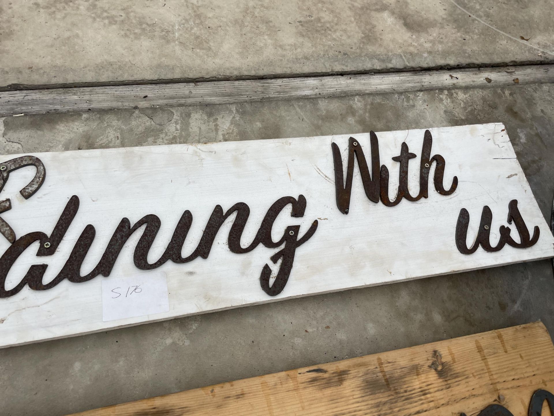 TWO WOODEN DECORATIVE SIGNS 'FAMILY & FRIENDS' AND 'THANK YOU FOR BEING WITH US' - Bild 3 aus 3