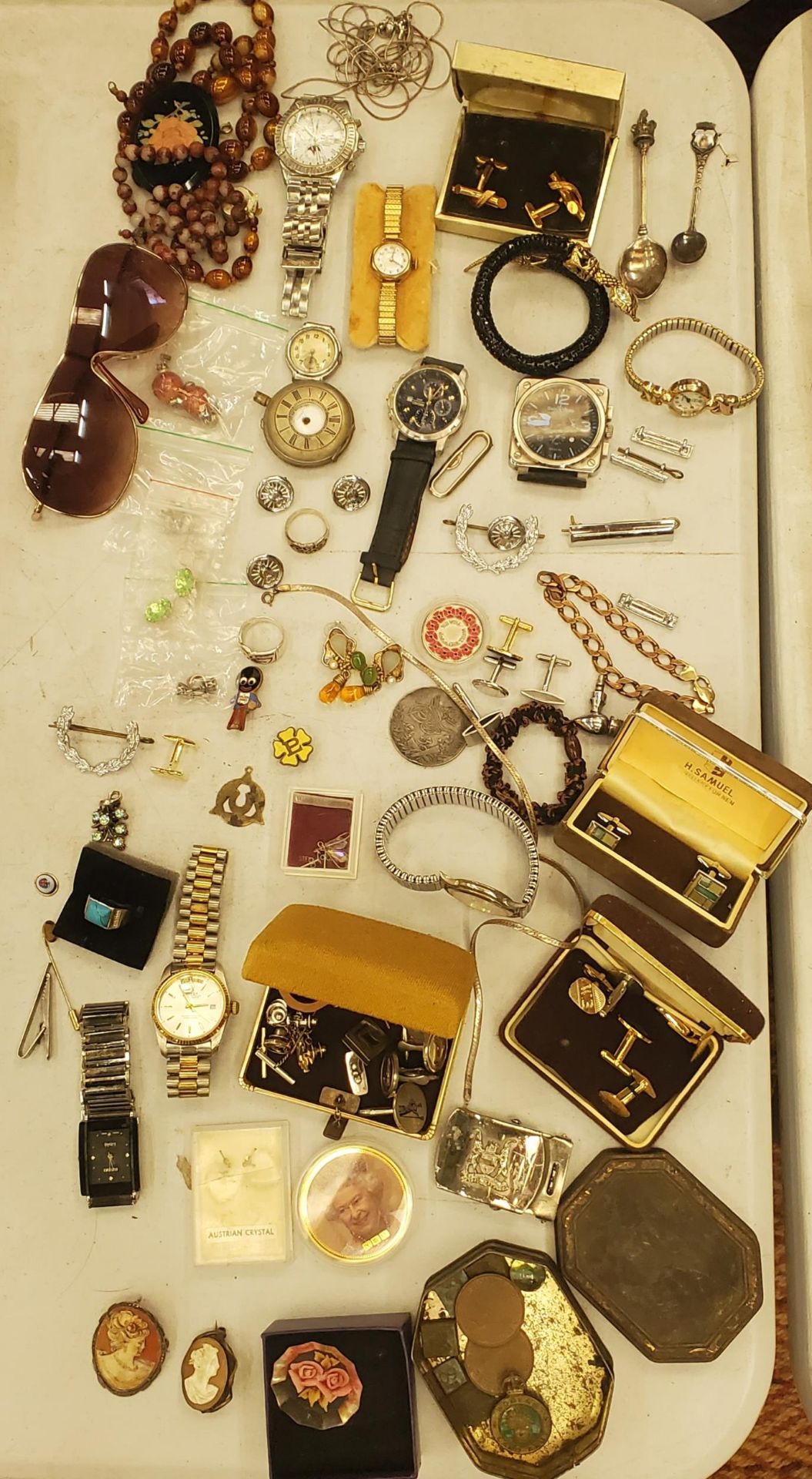 A COLLECTION OF VINTAGE COSTUME JEWELLERY AND FURTHER WATCHES, PAIR OF SUNGLASSES, BOXED CUFFLINKS