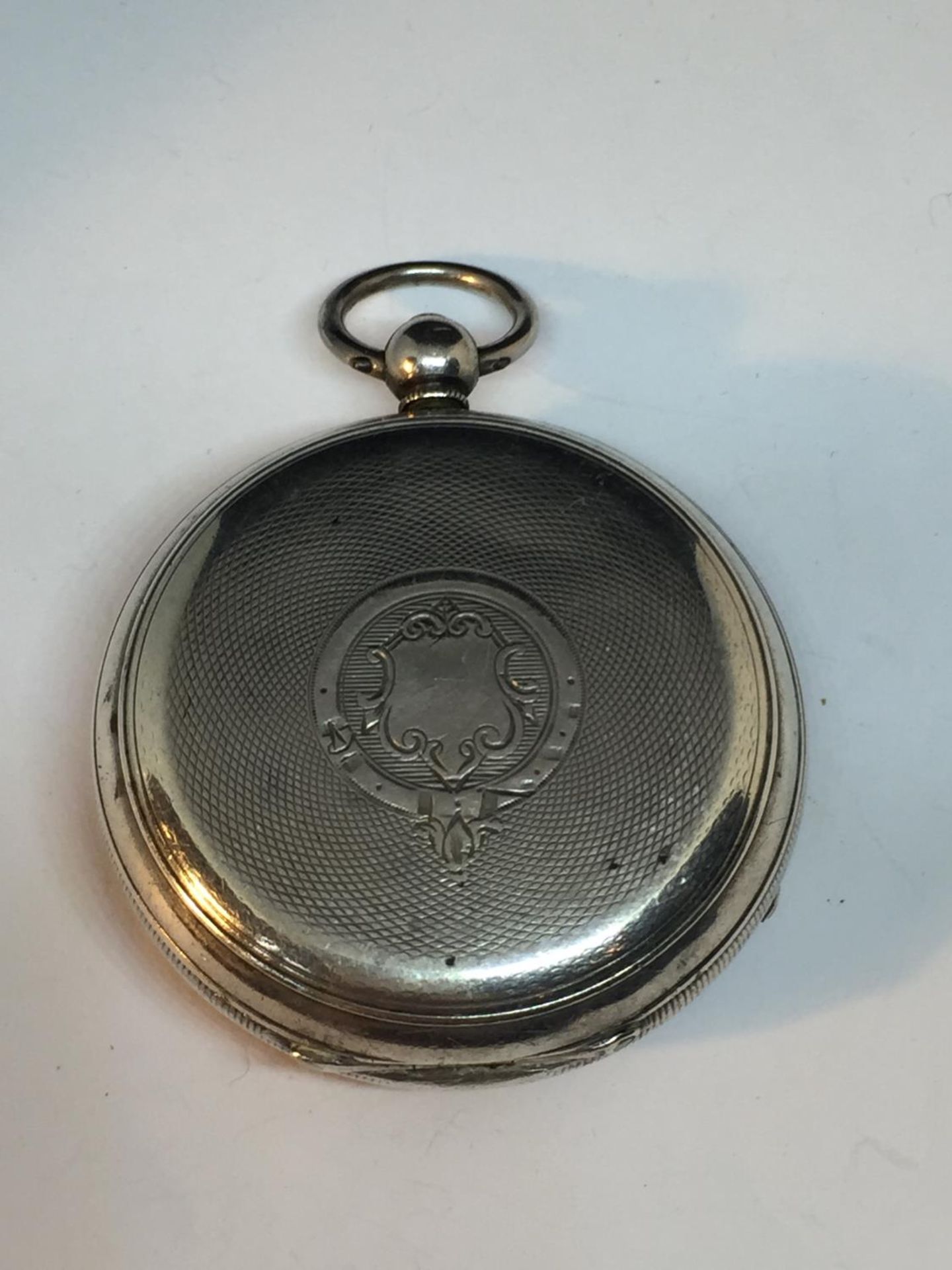 A HALLMARKED LONDON SILVER POCKET WATCH - Image 2 of 3
