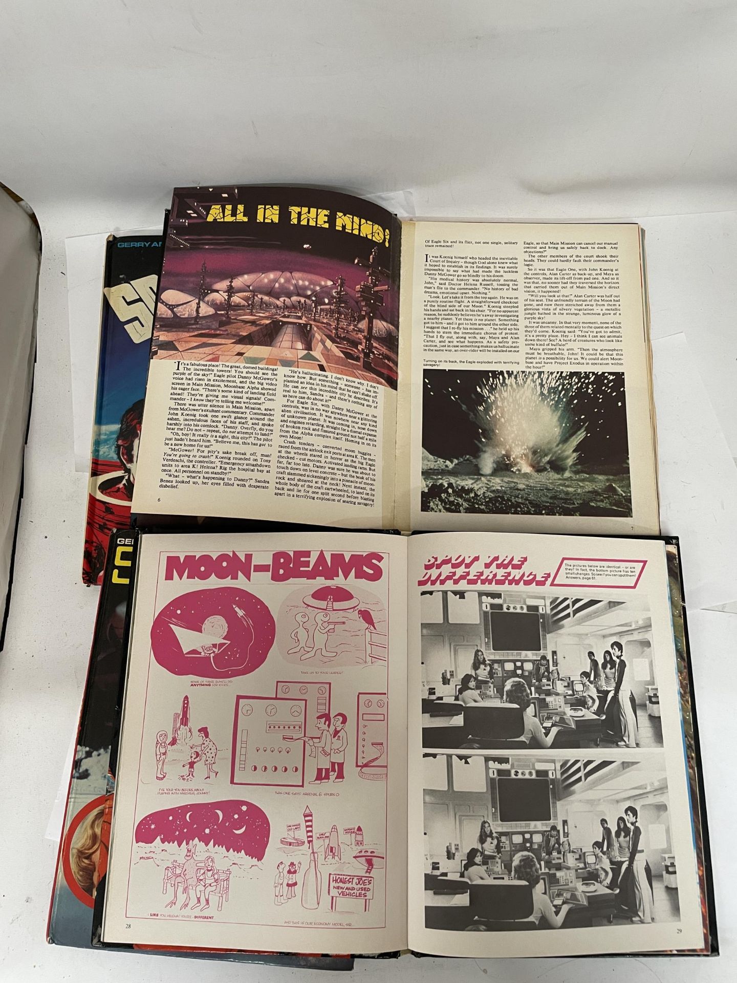 FOUR VINTAGE 1970'S 'SPACE 1999' ANNUALS - Image 2 of 2