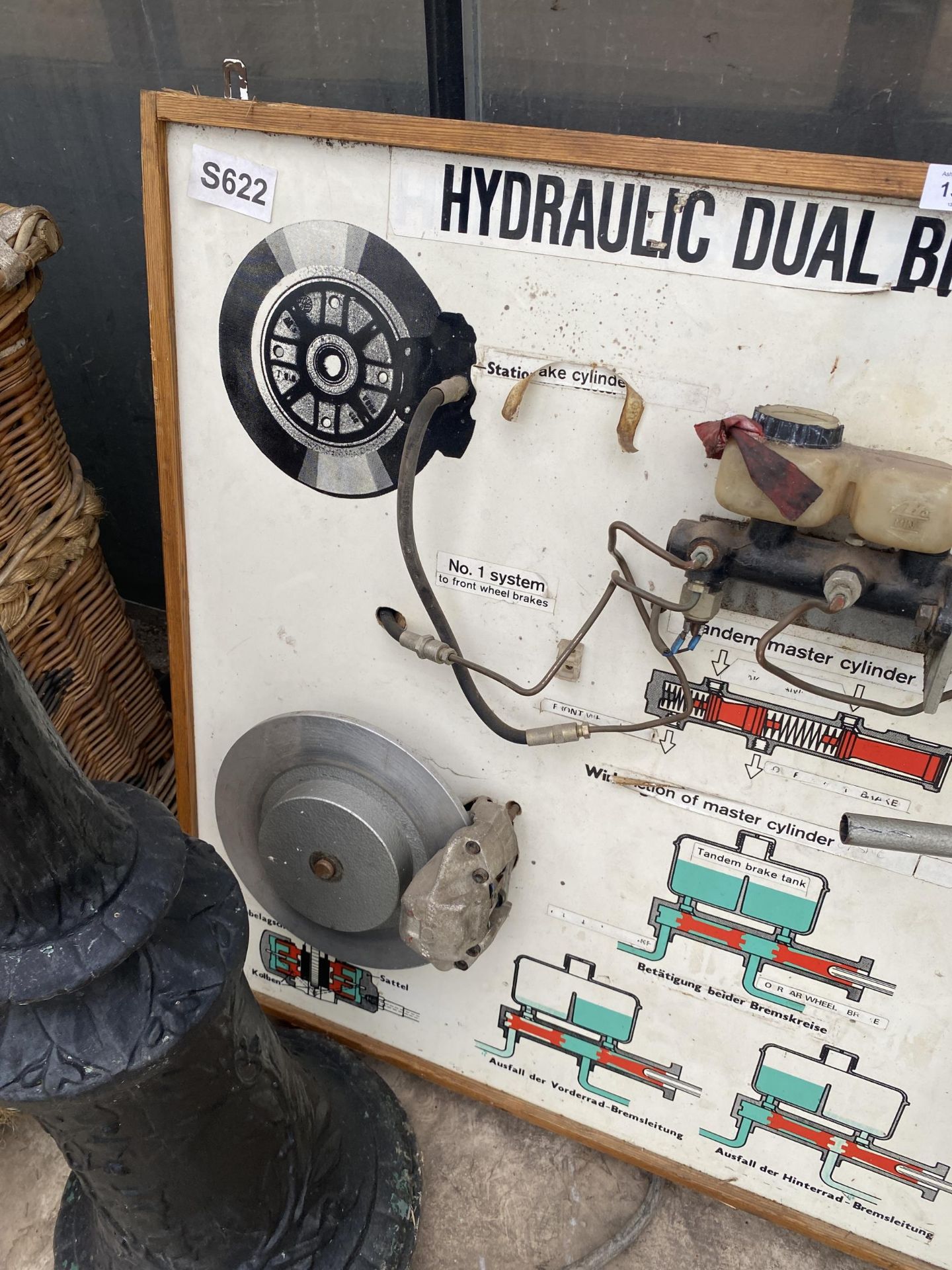 A HYDRAULIC DUEL BREAKING TEACHING AID BOARD - Image 2 of 3