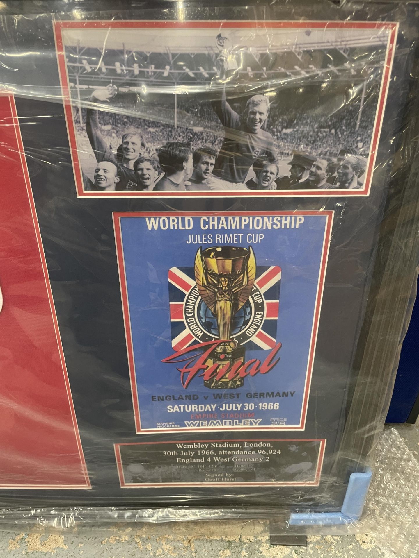 A FRAMED 1966 ENGLAND WORLD CUP MONTAGE, SIGNED SHIRT SIGNED BY GEOFF HURST, WITH ALL STAR - Image 3 of 6