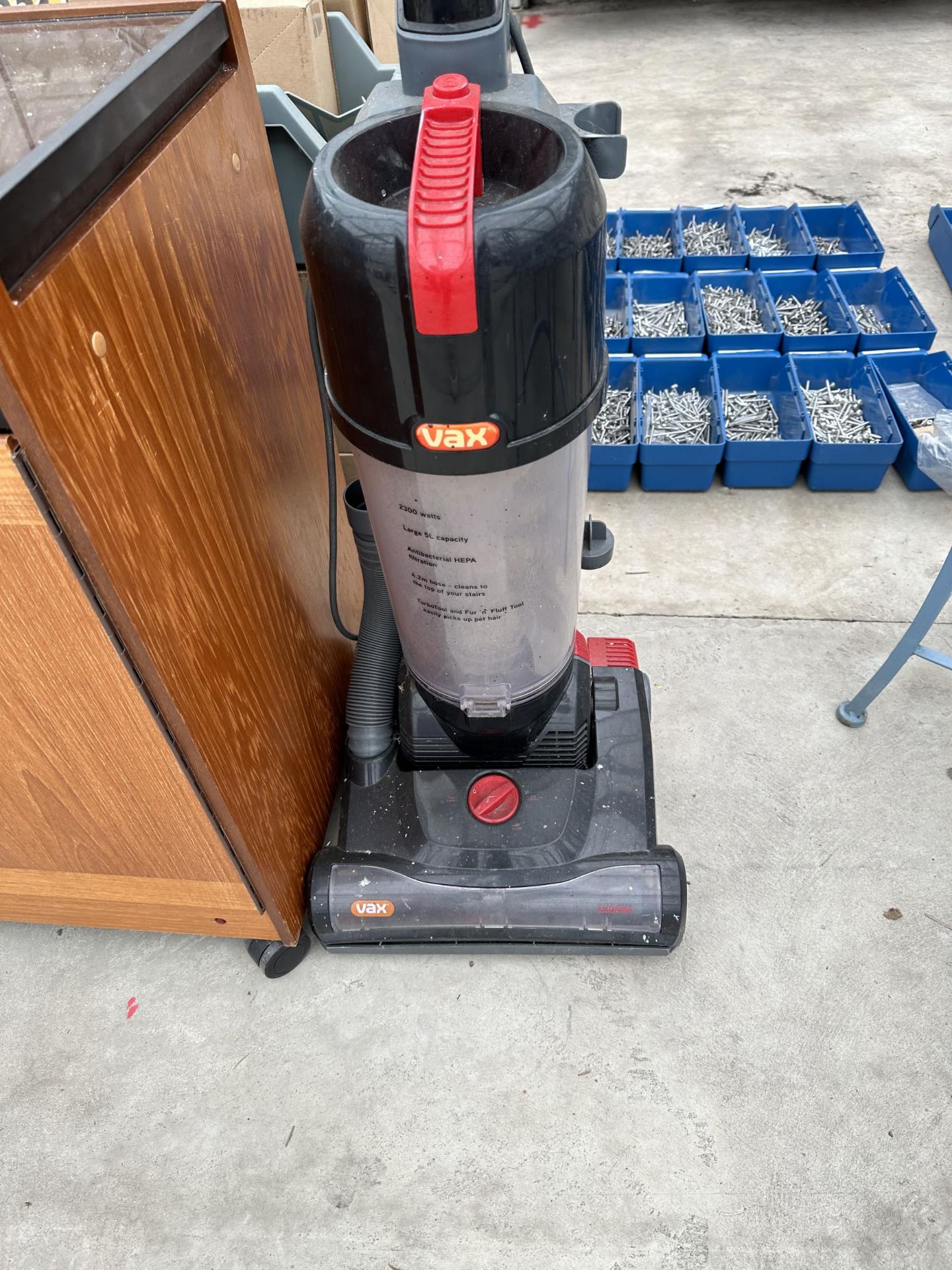 A VAX VACUUM CLEANER AND A PHILIPS HOSTESS TROLLEY - Image 2 of 3