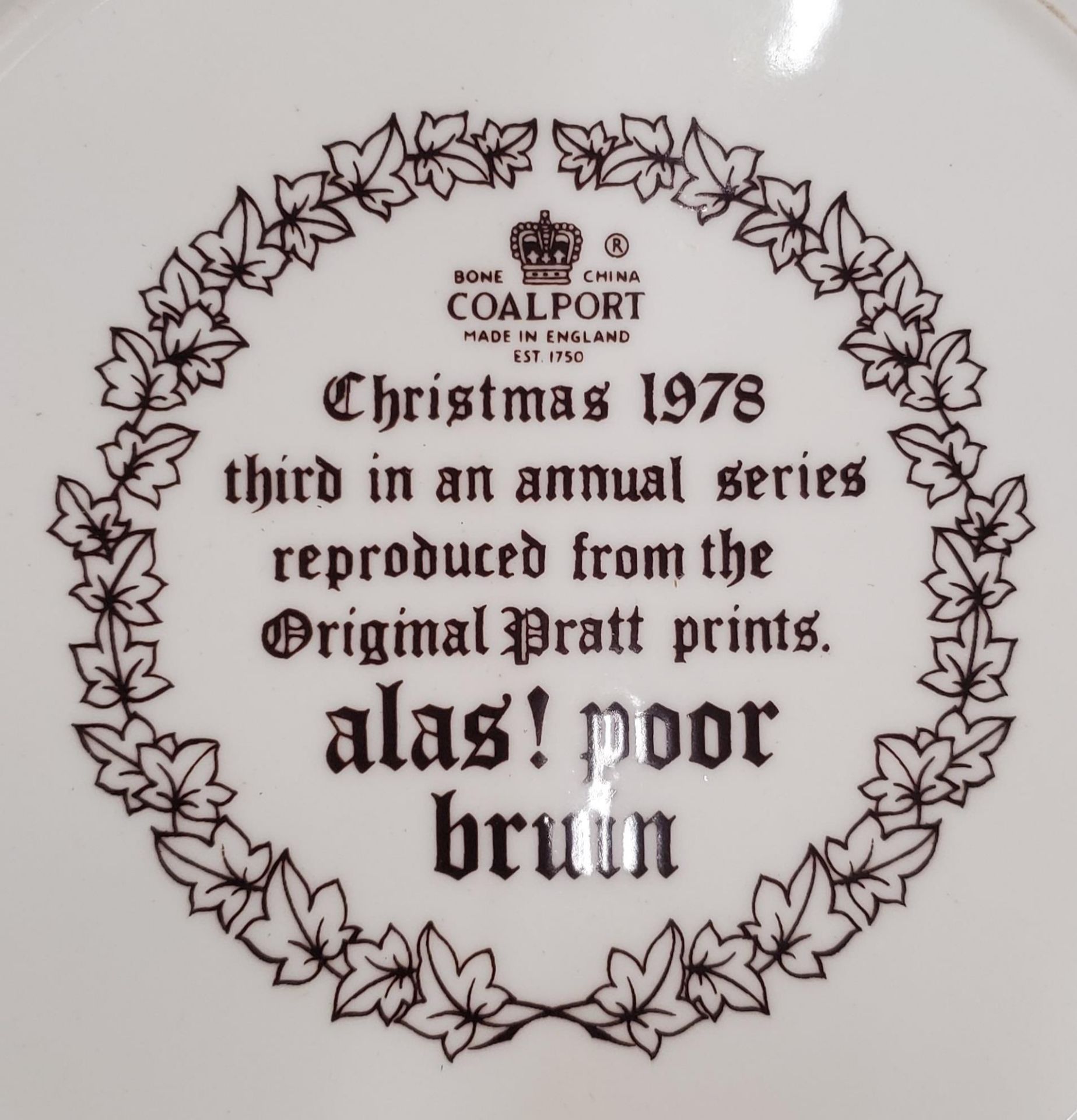 FOUR 1978 COALPORT CHRISTMAS CABINET PLATES - Image 3 of 3