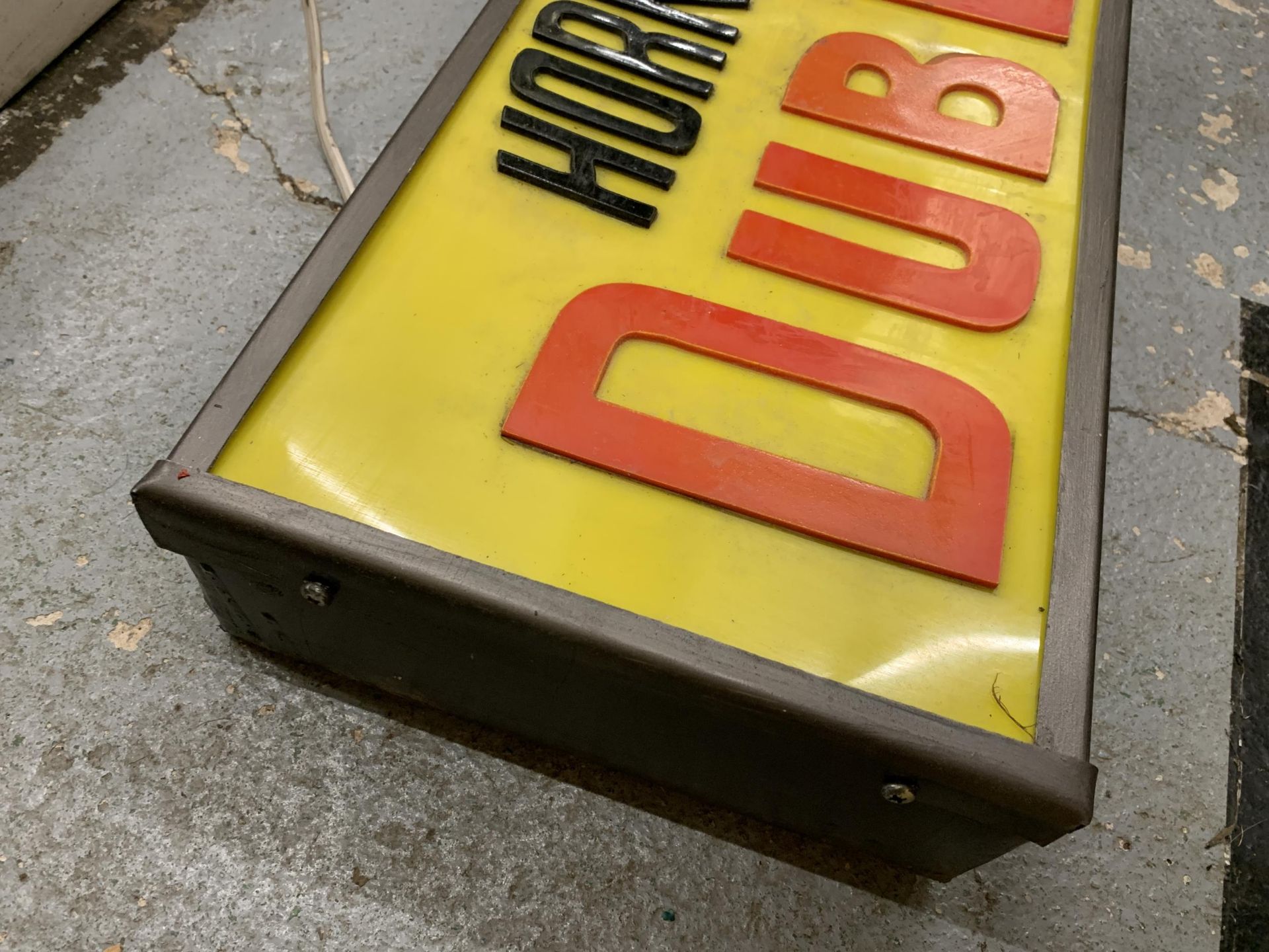 A HORNBY DUBLO ILLUMINATED LIGHT BOX SIGN 56CM X 27CM - Image 2 of 2