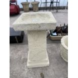 AN AS NEW EX DISPLAY CONCRETE HEDGEROW BIRDBATH *PLEASE NOTE VAT TO BE PAID ON THIS ITEM*