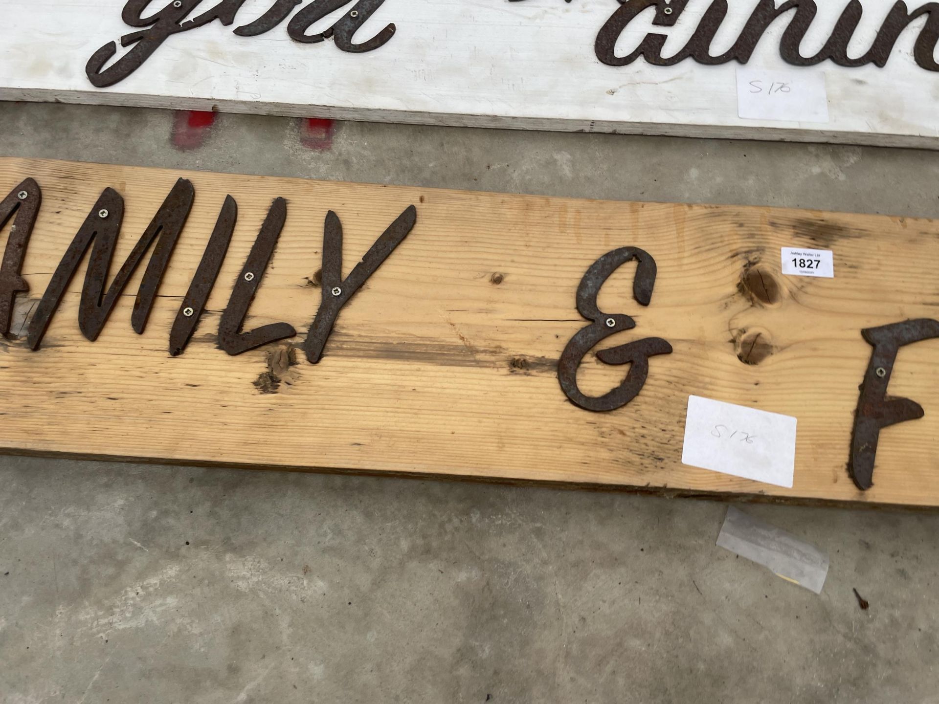 TWO WOODEN DECORATIVE SIGNS 'FAMILY & FRIENDS' AND 'THANK YOU FOR BEING WITH US' - Bild 2 aus 3