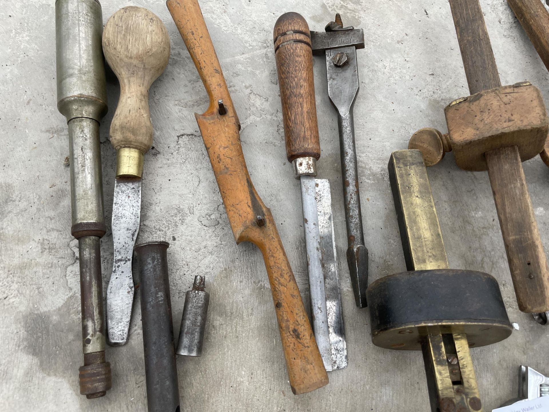 AN ASSORTMENT OF JOINERS TOOLS TO INCLUDE PLANES, A SPANNER AND PUNCHES ETC - Image 2 of 2