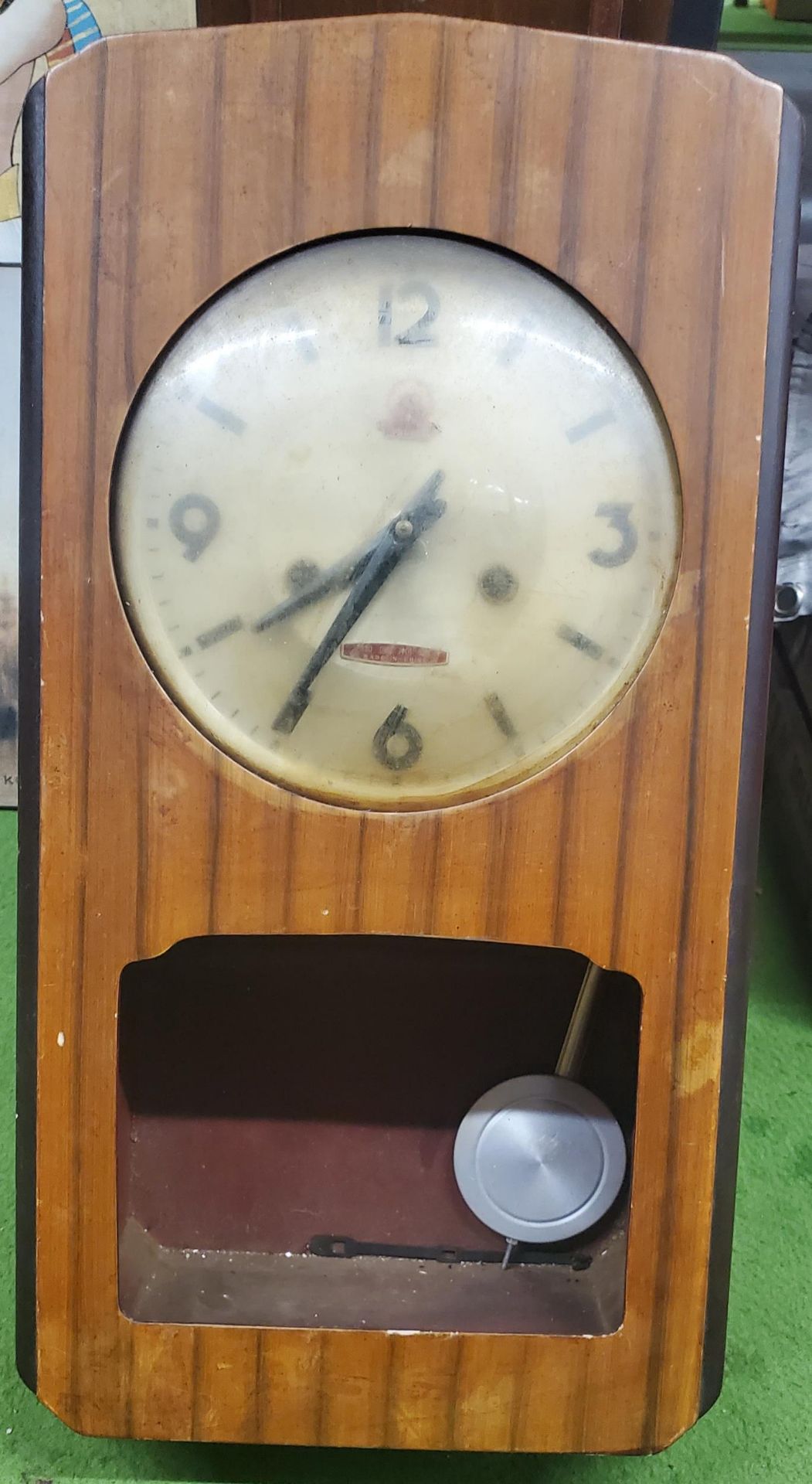 TWO VINTAGE CLOCKS TO INCLUDE GRAND DAUGHTER EXAMPLES - Image 2 of 4