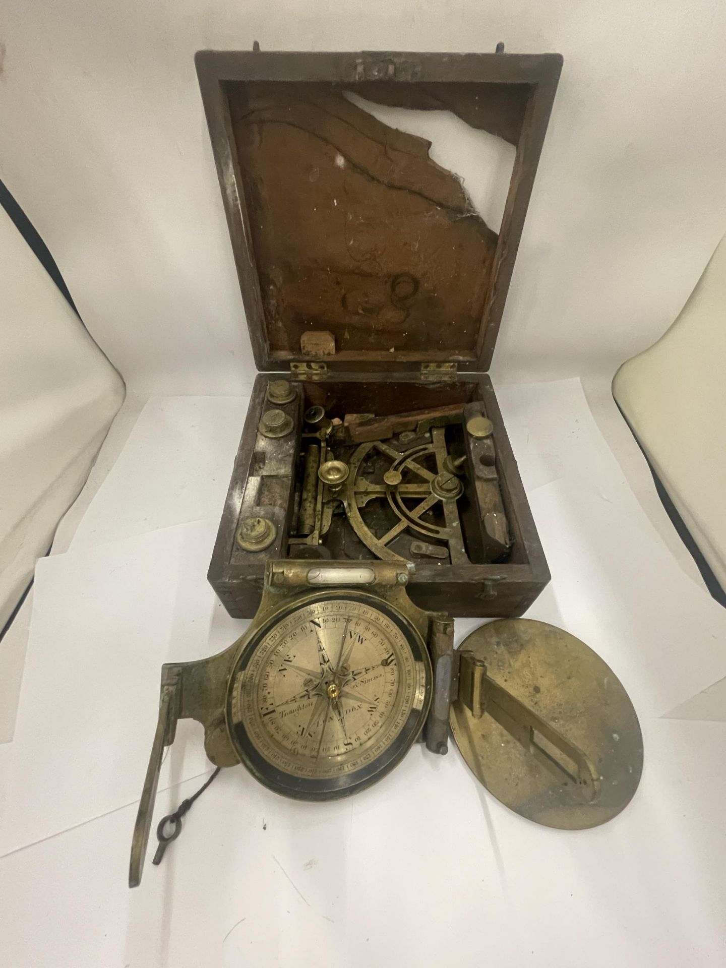 A VINTAGE BOXED TROUGHTON & SIMMS, LONDON, TRANSPORT THEODOLITE COMPASS