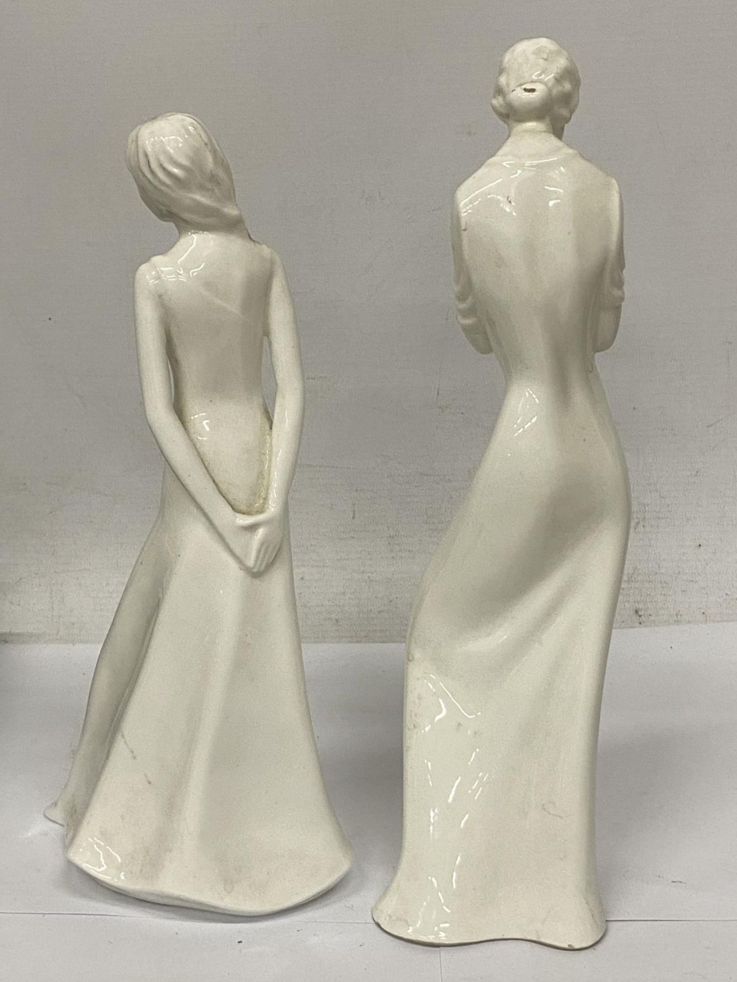 TWO ROYAL DOULTON FIGURINES "TENDERNESS" AND "TOMORROW'S DREAMS" - Image 3 of 4