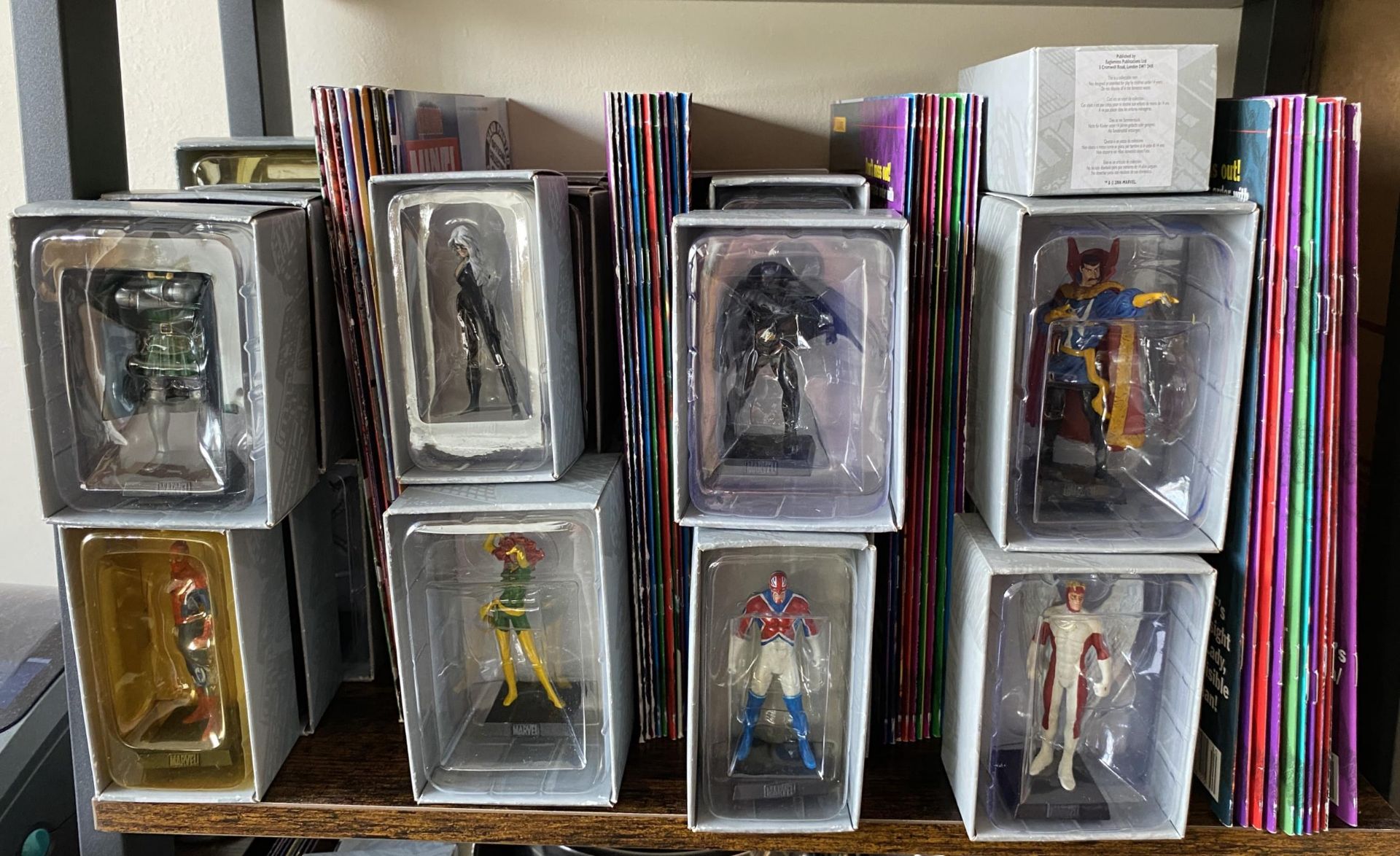 A LARGE MARVEL CLASSIC LEAD FIGURE COLLECTION BY EAGLEMOSS 1-49 FIGURE SET COMPLETE WITH - Image 6 of 9