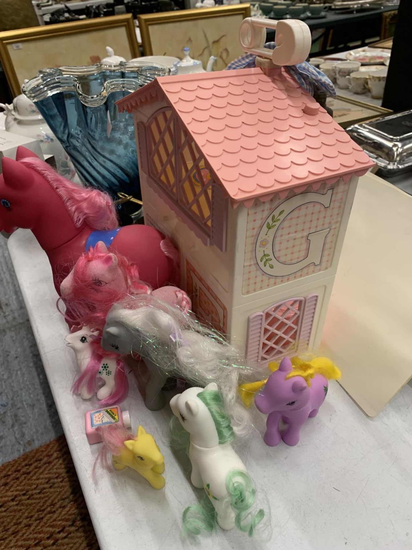 A MY LITTLE PONY STABLE HOUSE AND PONIES - Image 3 of 3