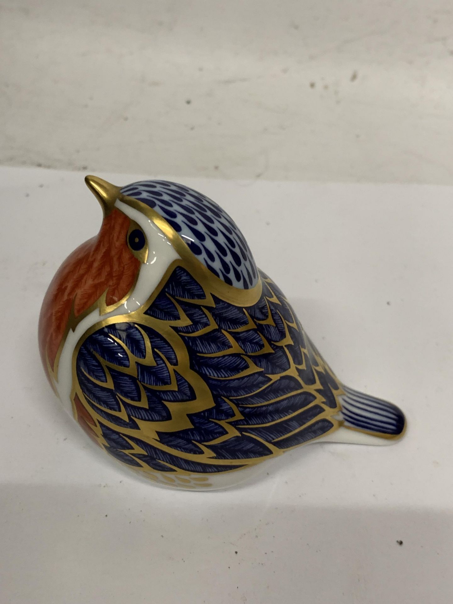 A ROYAL CROWN DERBY ROBIN (SECOND)