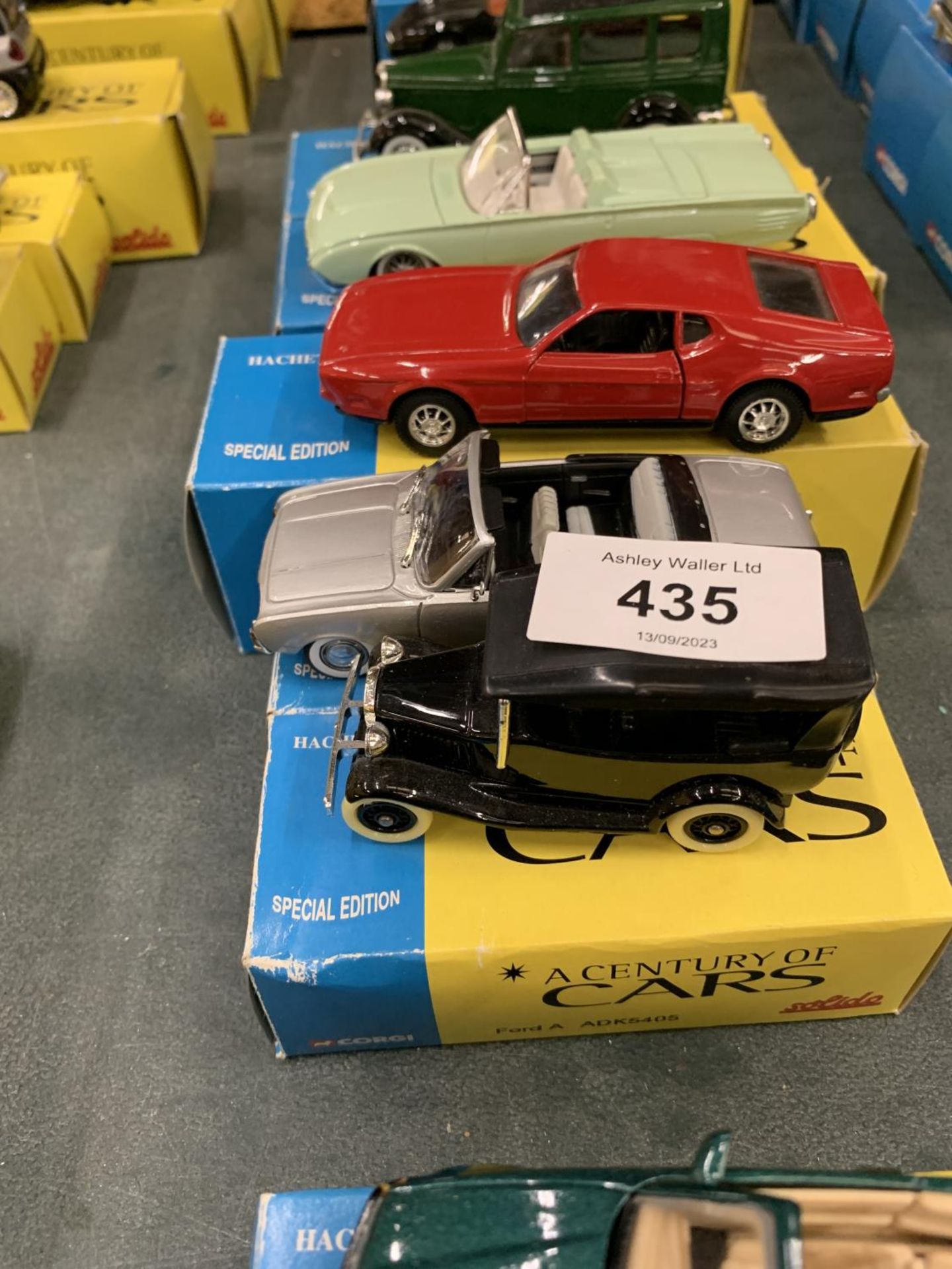 FIVE BOXED CORGI 'A CENTURY OF CARS' TO INCLUDE A FORD V8, A, MUSTANG, T BIRD AND TANUS - Image 3 of 3