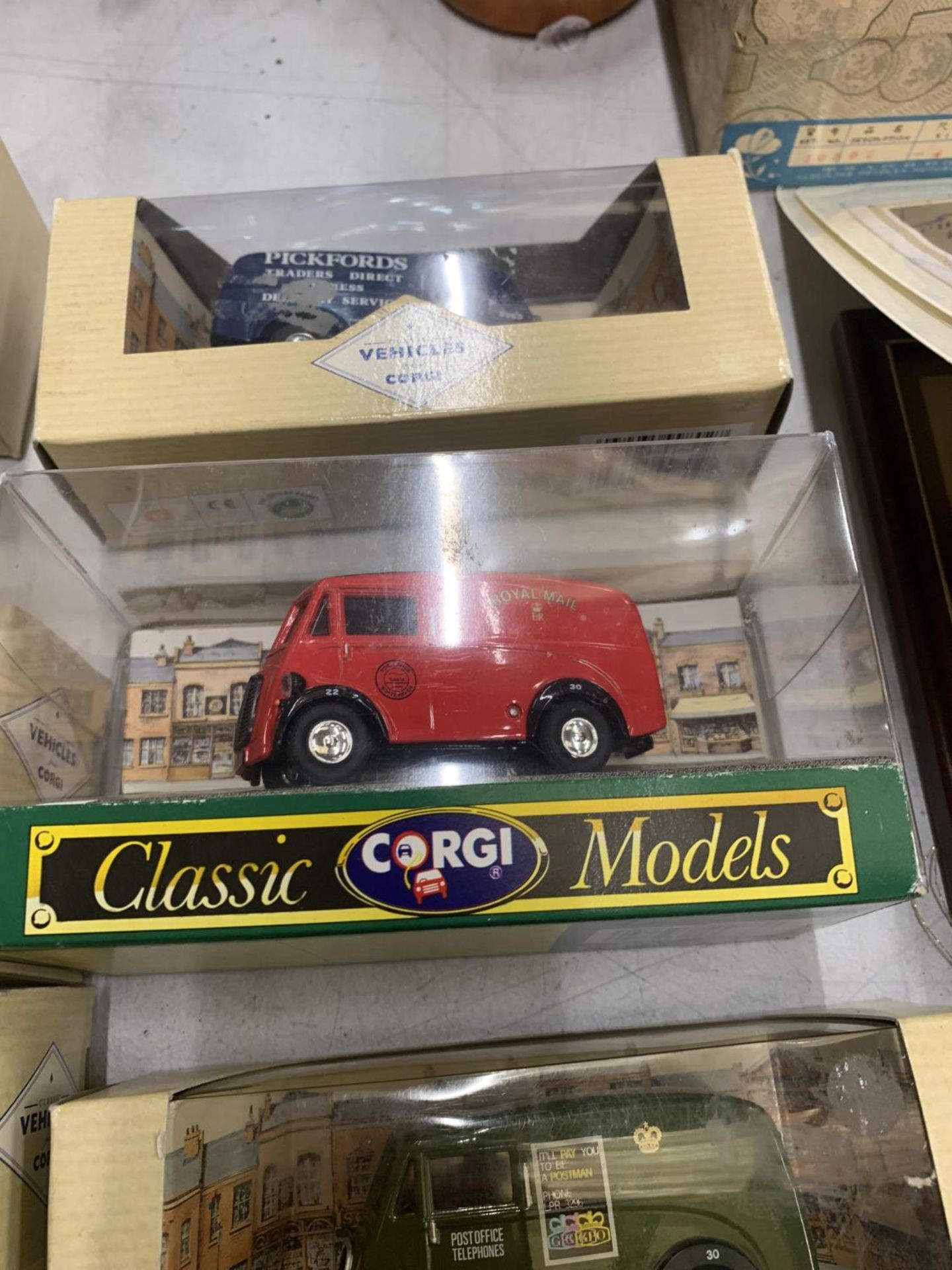 EIGHT BOXED CORGI MODELS OF MORRIS J VANS - Image 5 of 5