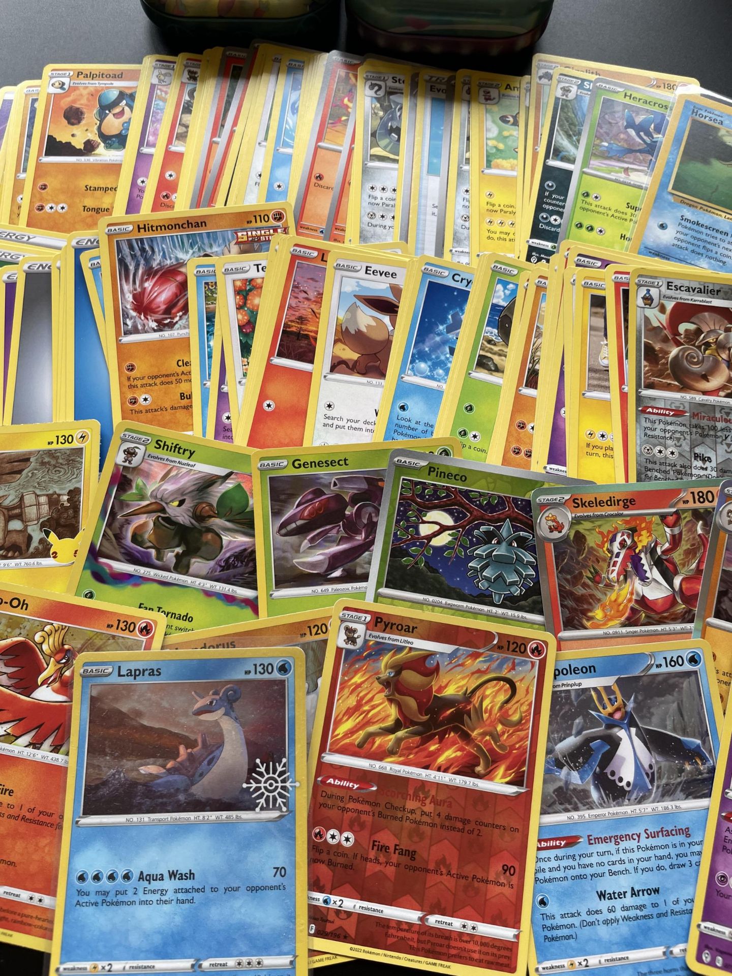 TWO TINS OF ASSORTED POKEMON CARDS, HOLOS ETC - Bild 3 aus 4