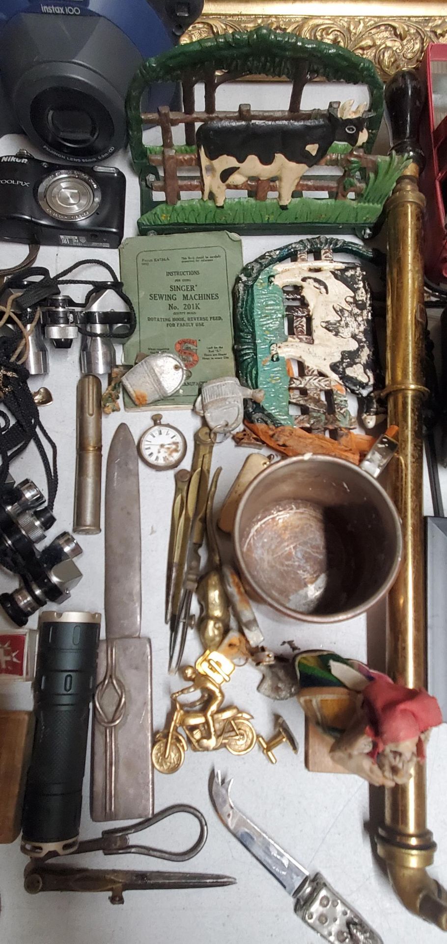 A LARGE MIXED LOT OF ITEMS, BRASS SURROUND PLATES, ROTARY CLUB SIGN, CAMERAS ETC - Image 3 of 4