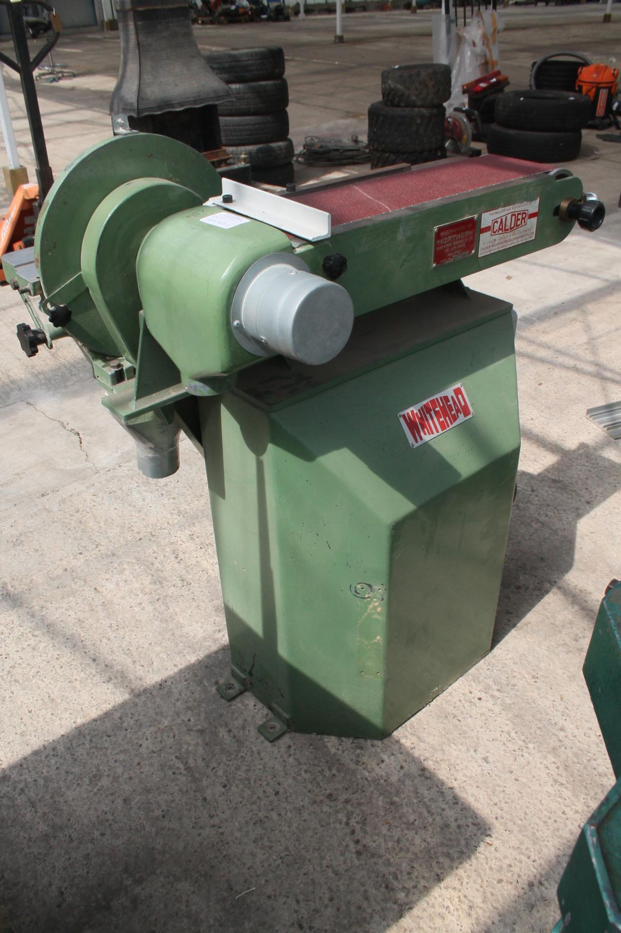WHITEHEAD BELT AND DISC SANDER (WORKING ORDER ,STOP BUTTON REQUIRES EATON MSI KEY) NO VAT - Image 3 of 4