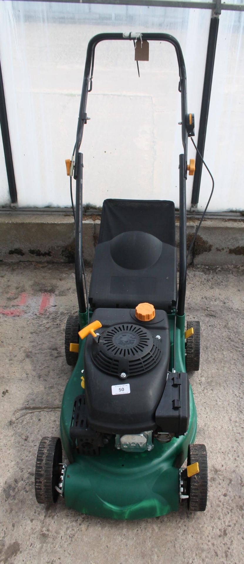 LAWN MOWER + VAT