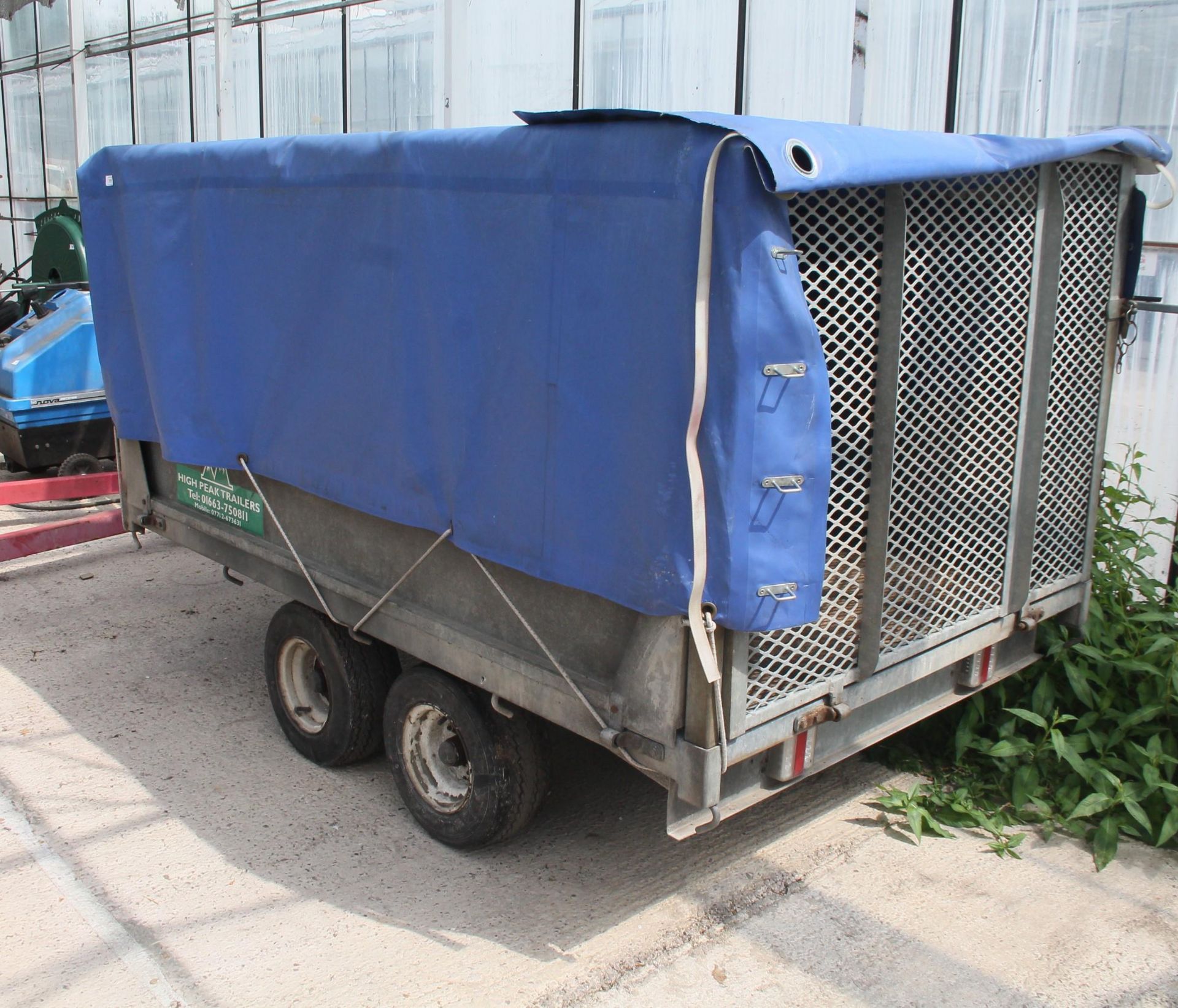 TWIN AXLE TRAILER WITH CAGE SIDES WITH A BLUE SHEET NO VAT - Image 2 of 3