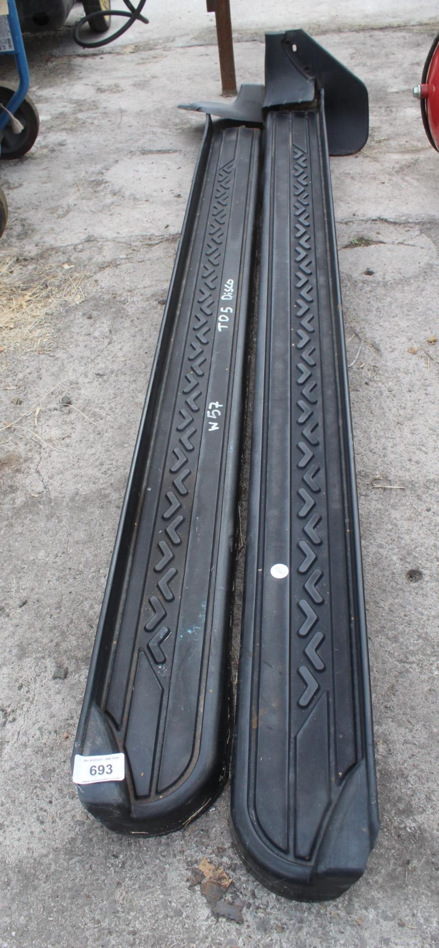 SIDE BARS FORLANDROVER TDI NO VAT