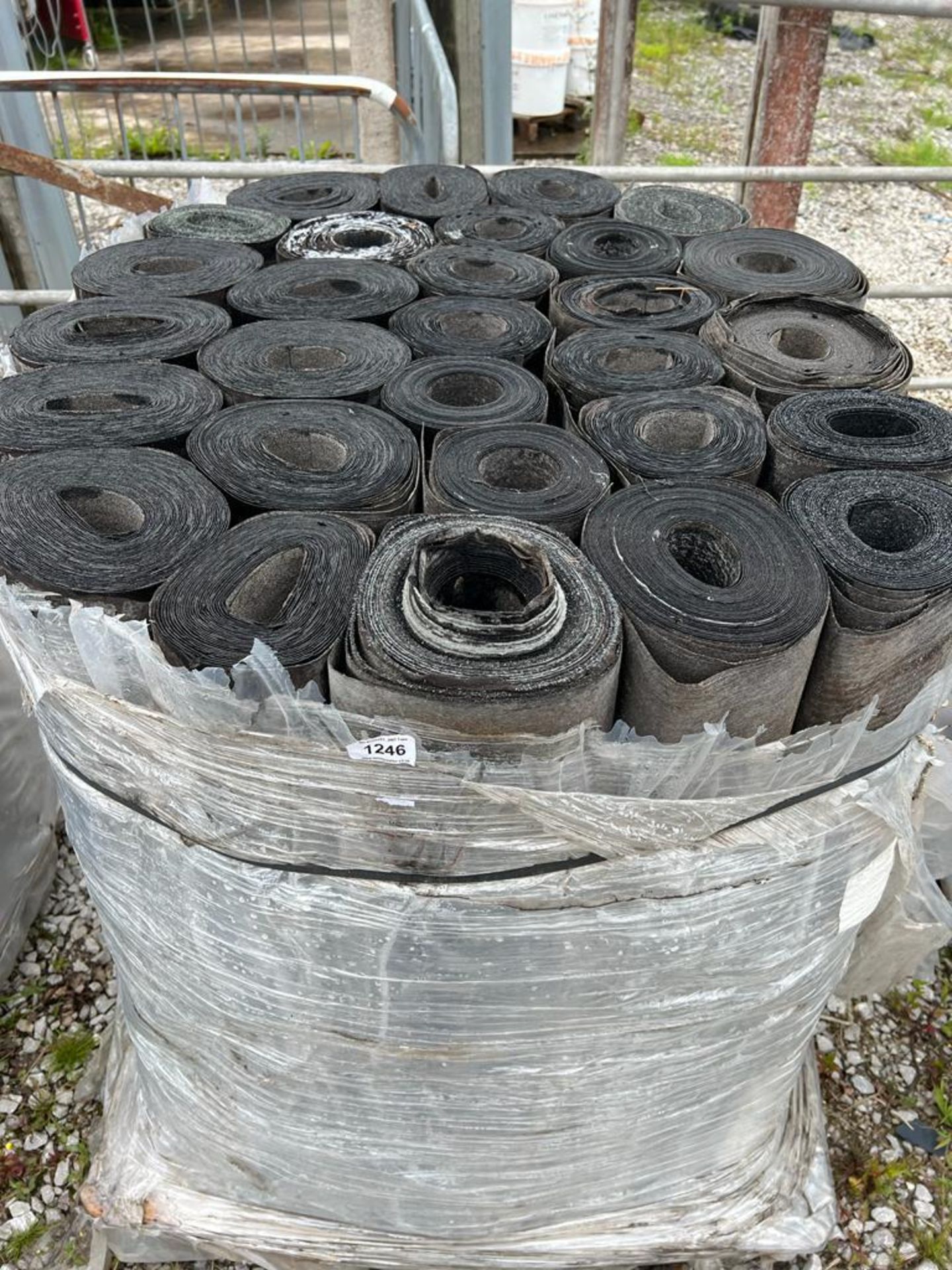 A PALLET OF APPROX 25 ROLLS OF FELT NO VAT - Image 2 of 2