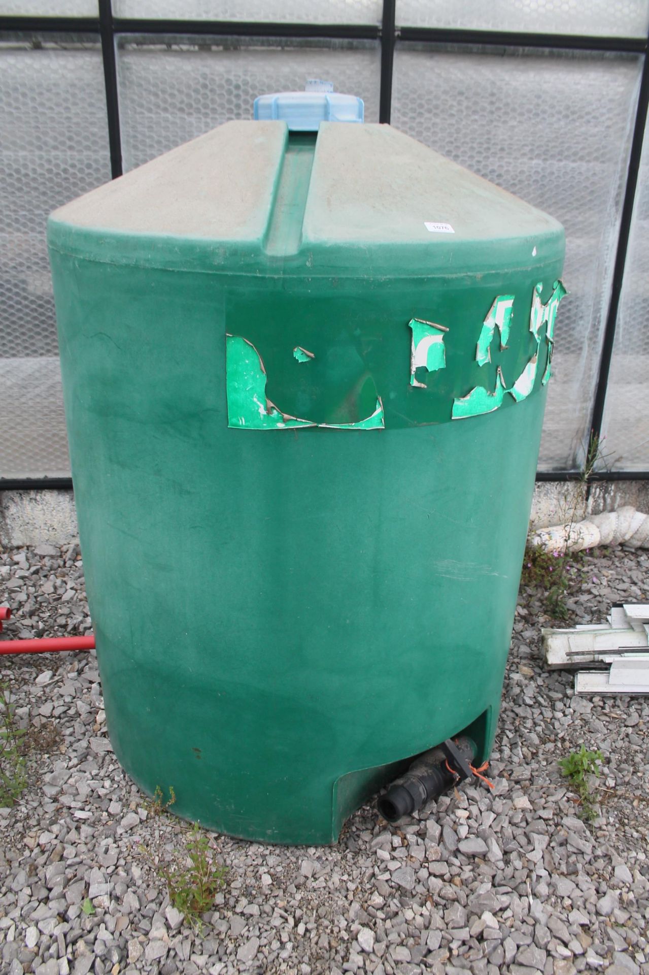 GREEN TANK + VAT