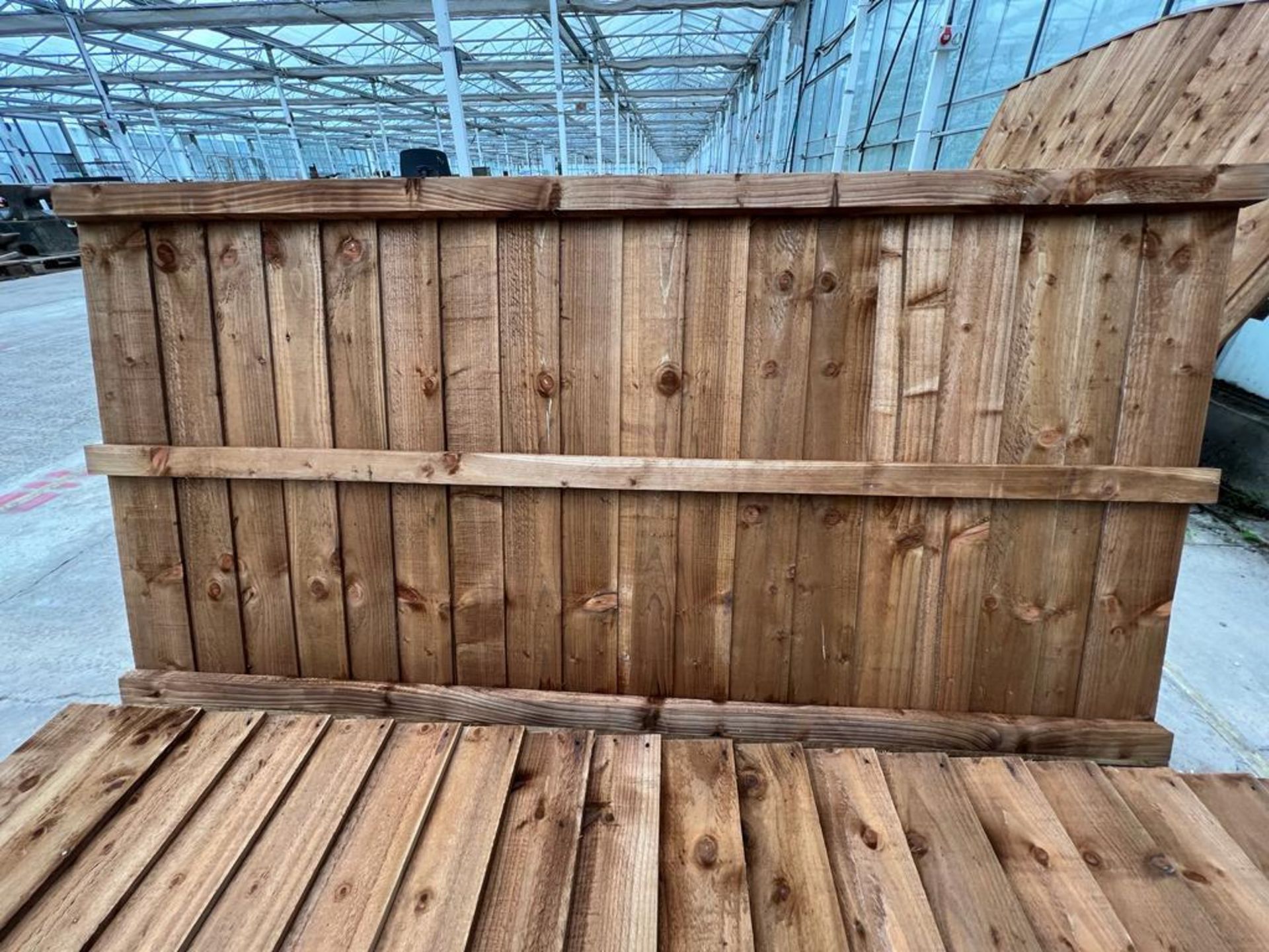 4 X FENCE PANELS HEAVY DUTY 6FT X 3FT + VAT - Image 2 of 3