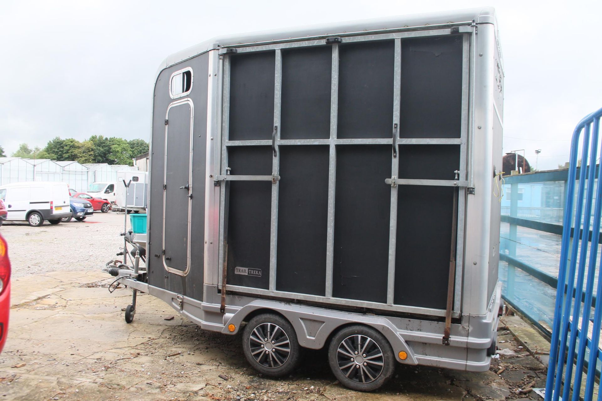 EQUI-TREK TRAIL TREKA DOUBLE HORSE TRAILER NO VAT