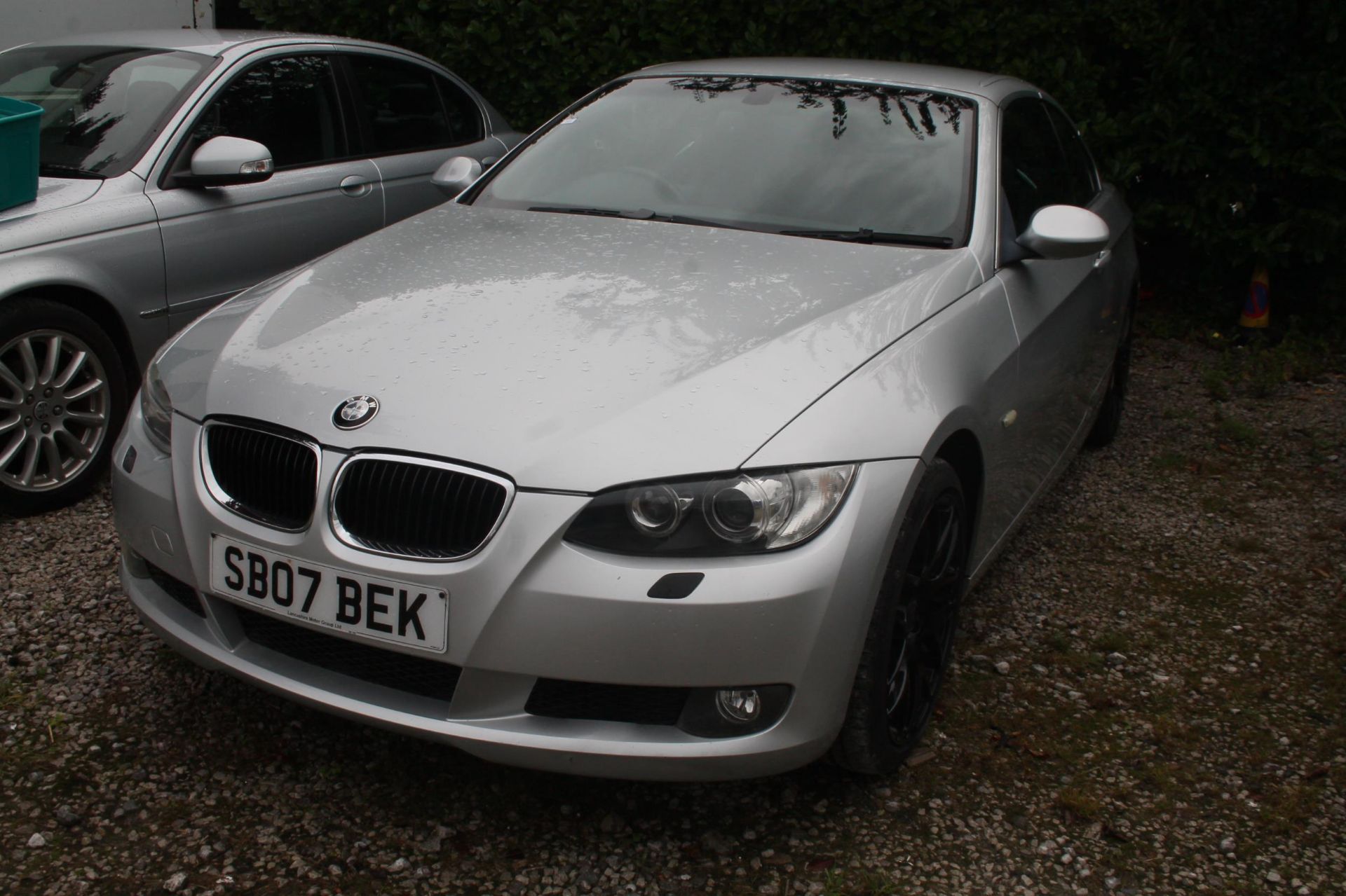 BMW 320 SE CONVERTIBLE, AUTOMATIC WITH LEATHER UPHOLSTERY 2007 SB07 BEK MILEAGE 112000 SERVICE