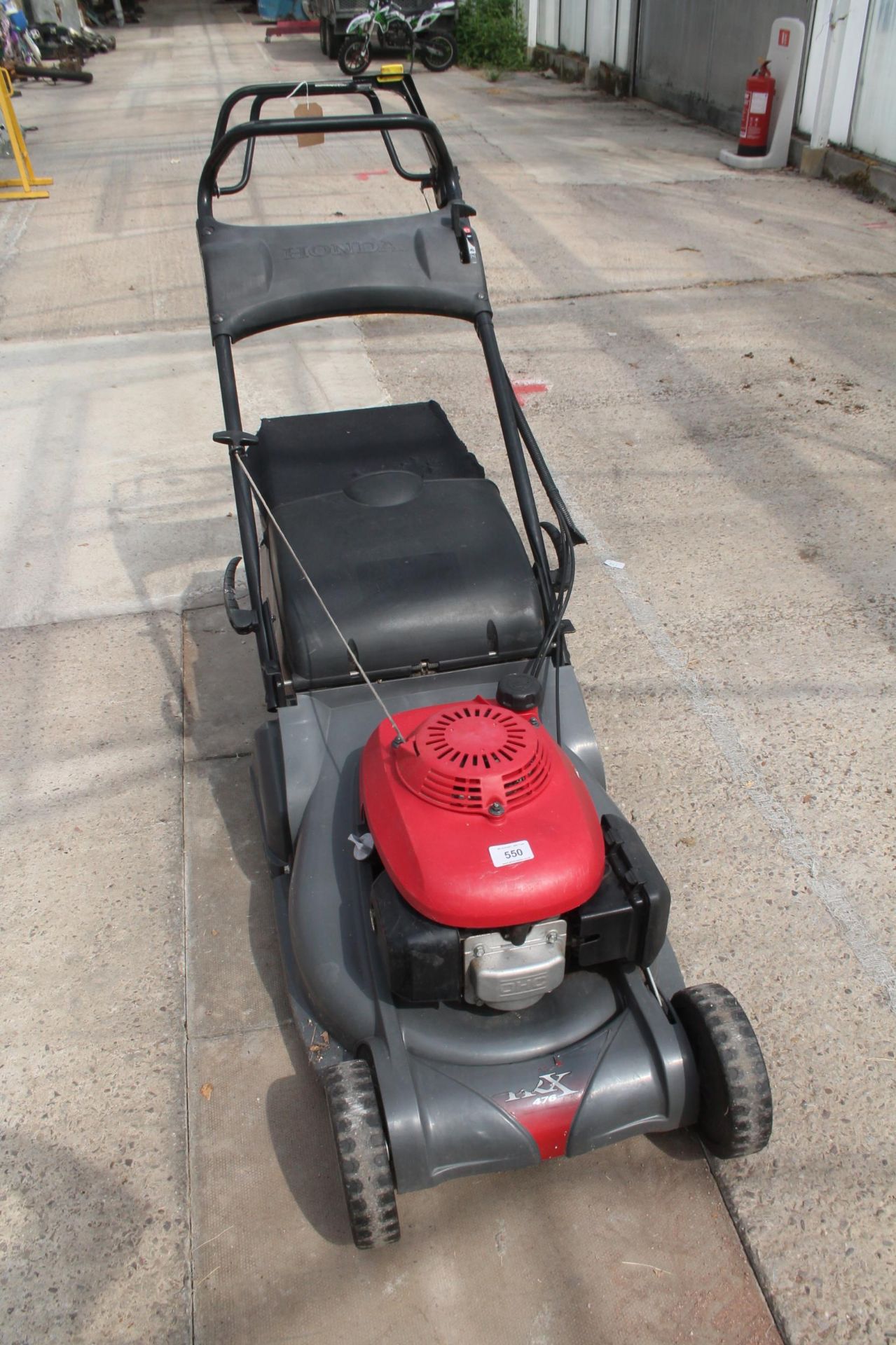 HONDA LAWNMOWER NO VAT