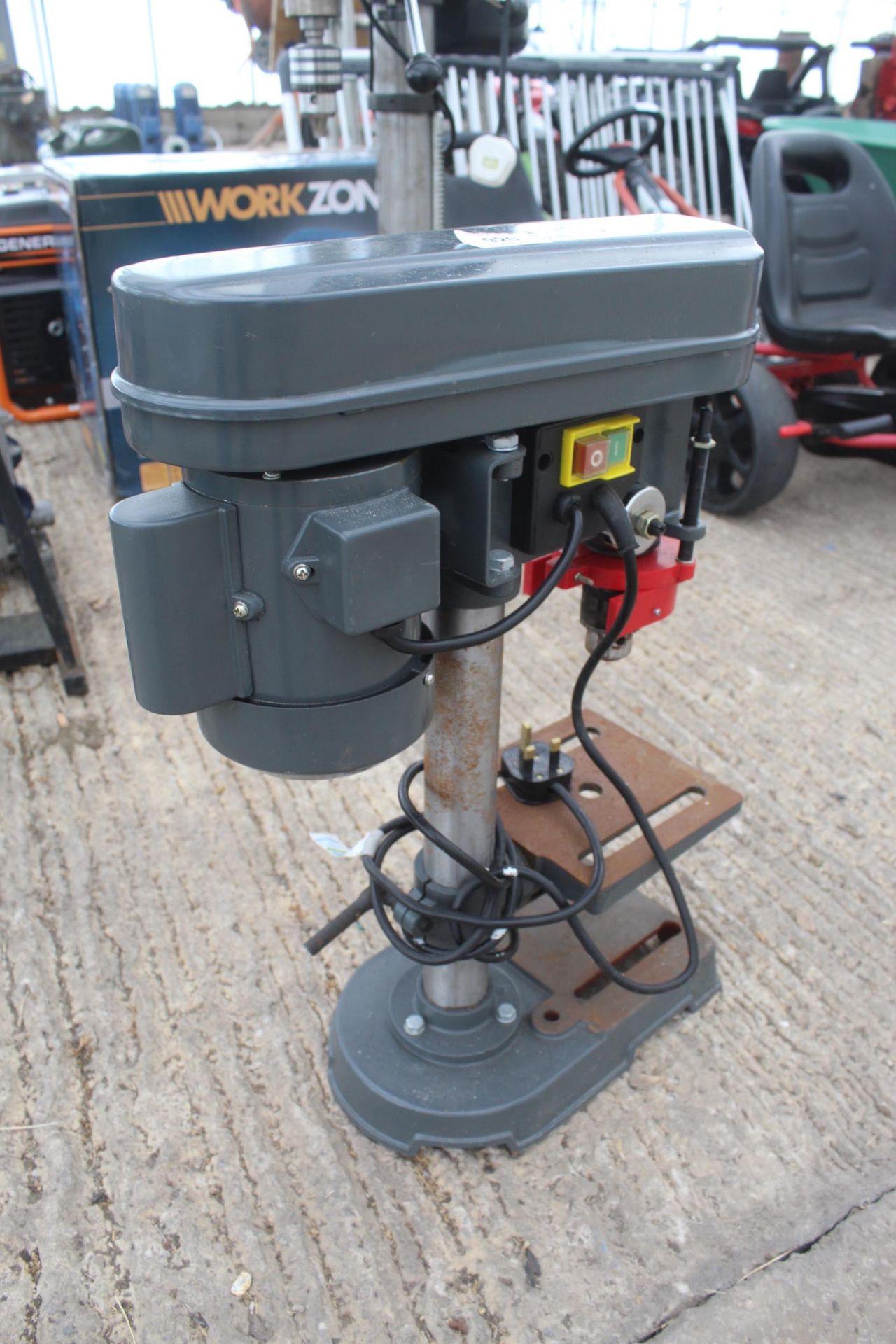 SMALL PILLAR DRILL 230V - 50HZ 350W NO VAT