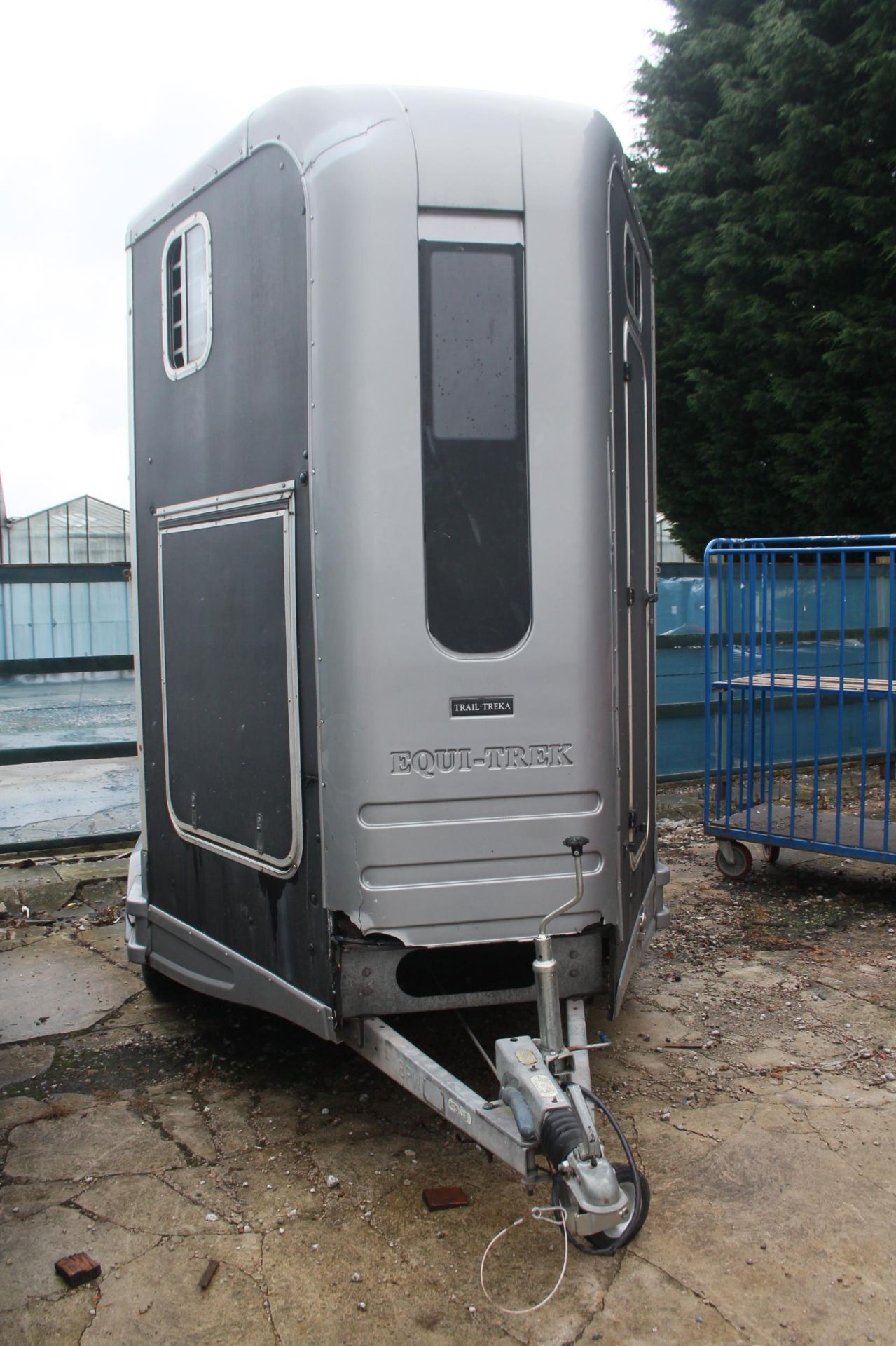 EQUI-TREK TRAIL TREKA DOUBLE HORSE TRAILER NO VAT - Image 2 of 3