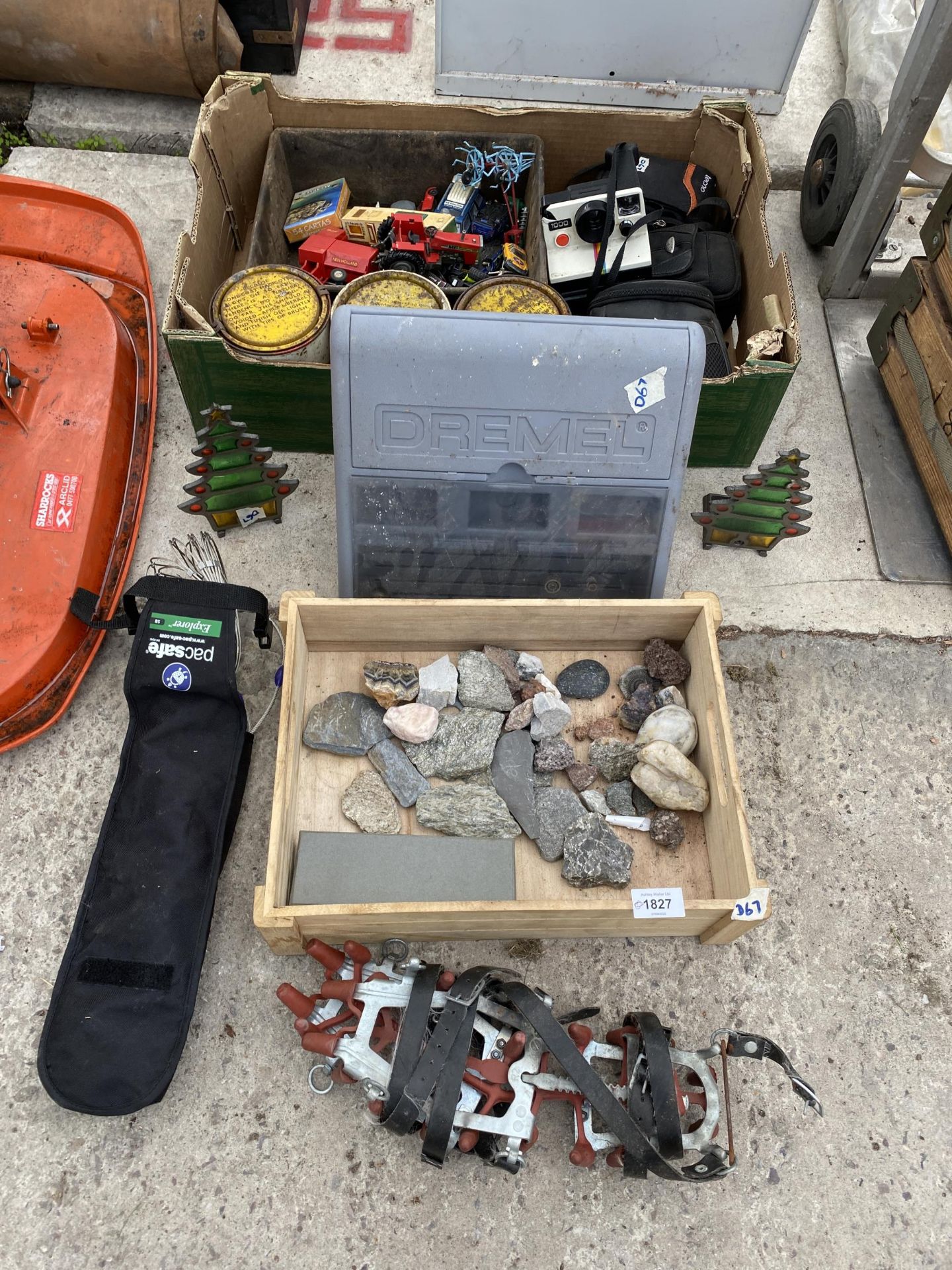 AN ASSORTMENT OF ITEMS TO INCLUDE CAMERAS, MODEL TOYS AND ROCKS ETC