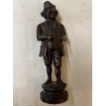 A 19TH CENTURY WOODEN FIGURAL NUTCRACKER FIGURE