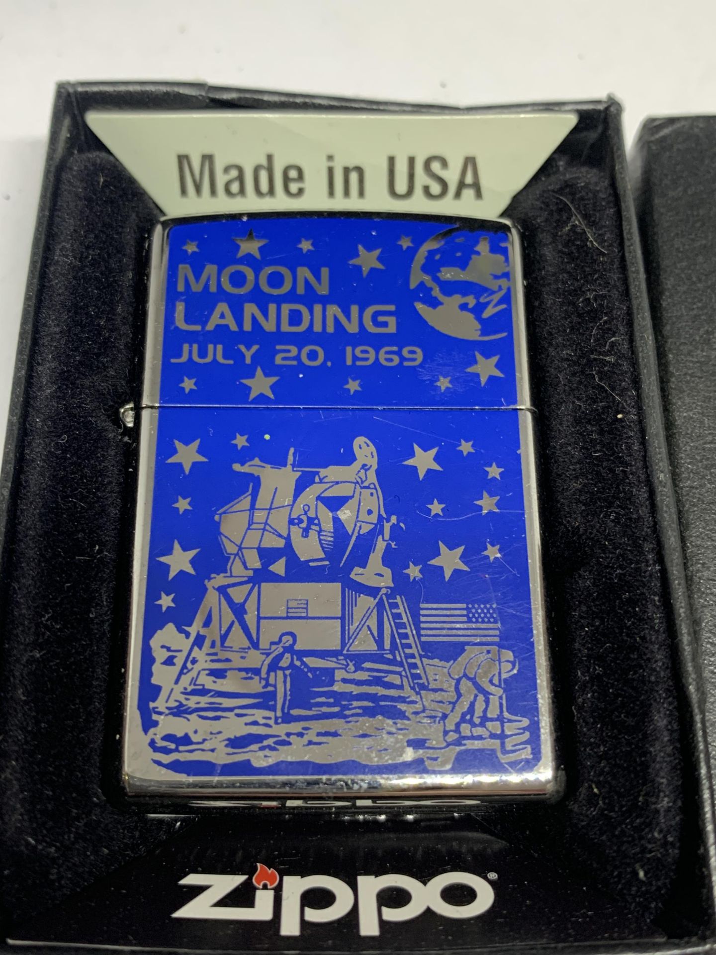 THE MOON LANDING JULY 20 1969 ZIPPO LIGHTER IN ORIGINAL PRESENTATION BOX - Bild 2 aus 4