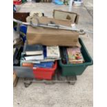 AN ASSORTMENT OF HOUSEHOLD CLEARANCE ITEMS TO INCLUDE BOOKS ETC