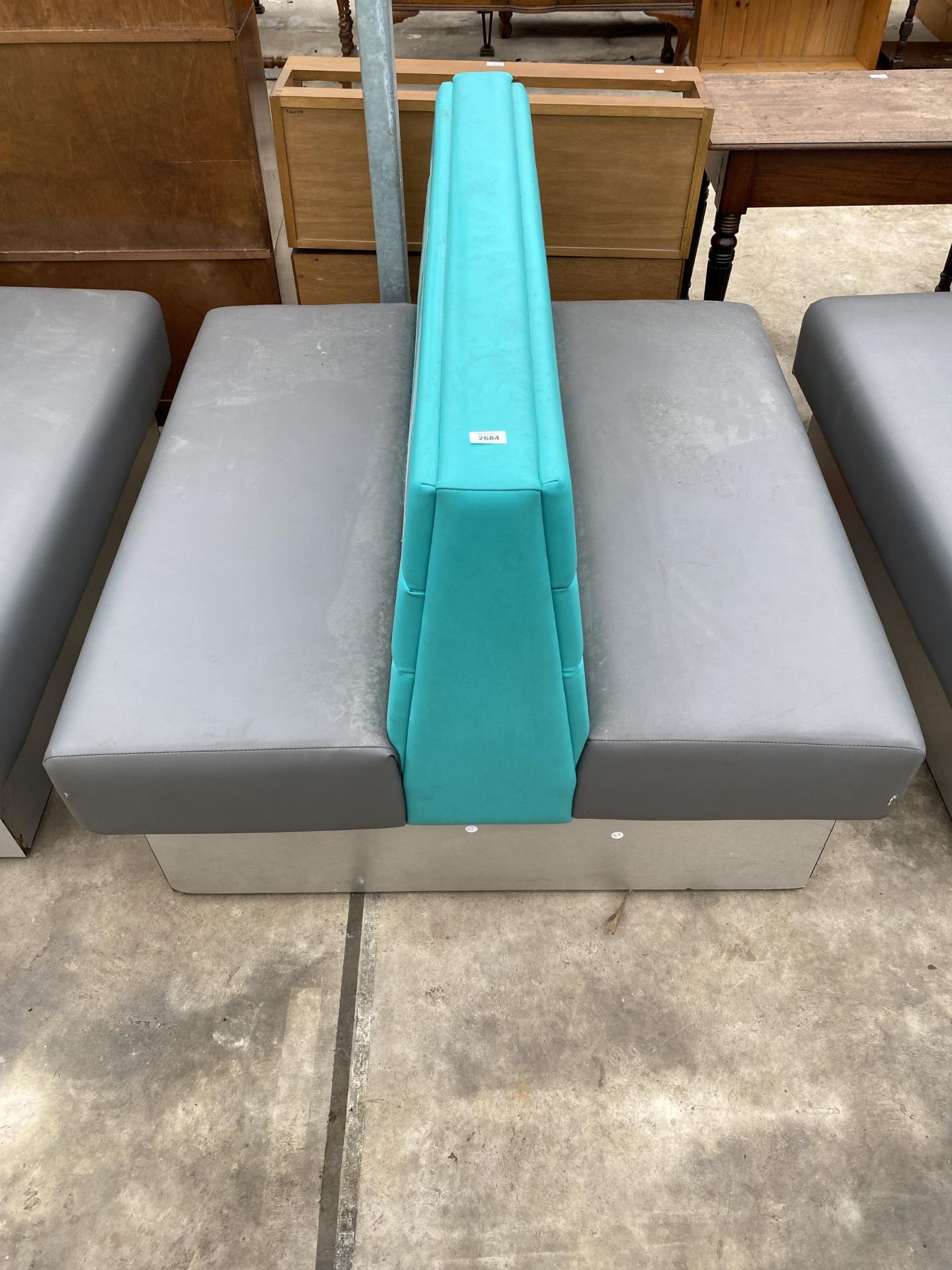 A MODERN DOUBLE SIDED BOOTH SEATING IN TURQUOISE AND GREY - Image 3 of 3