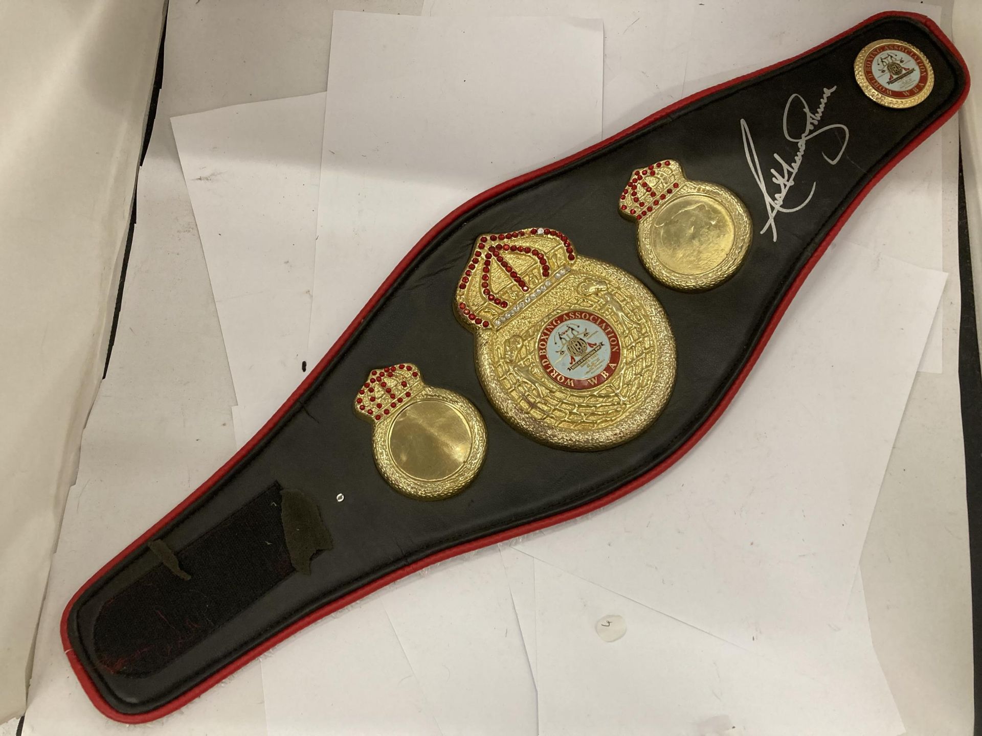 AN ANTHONY JOSHUA SIGNED W.B.A BELT