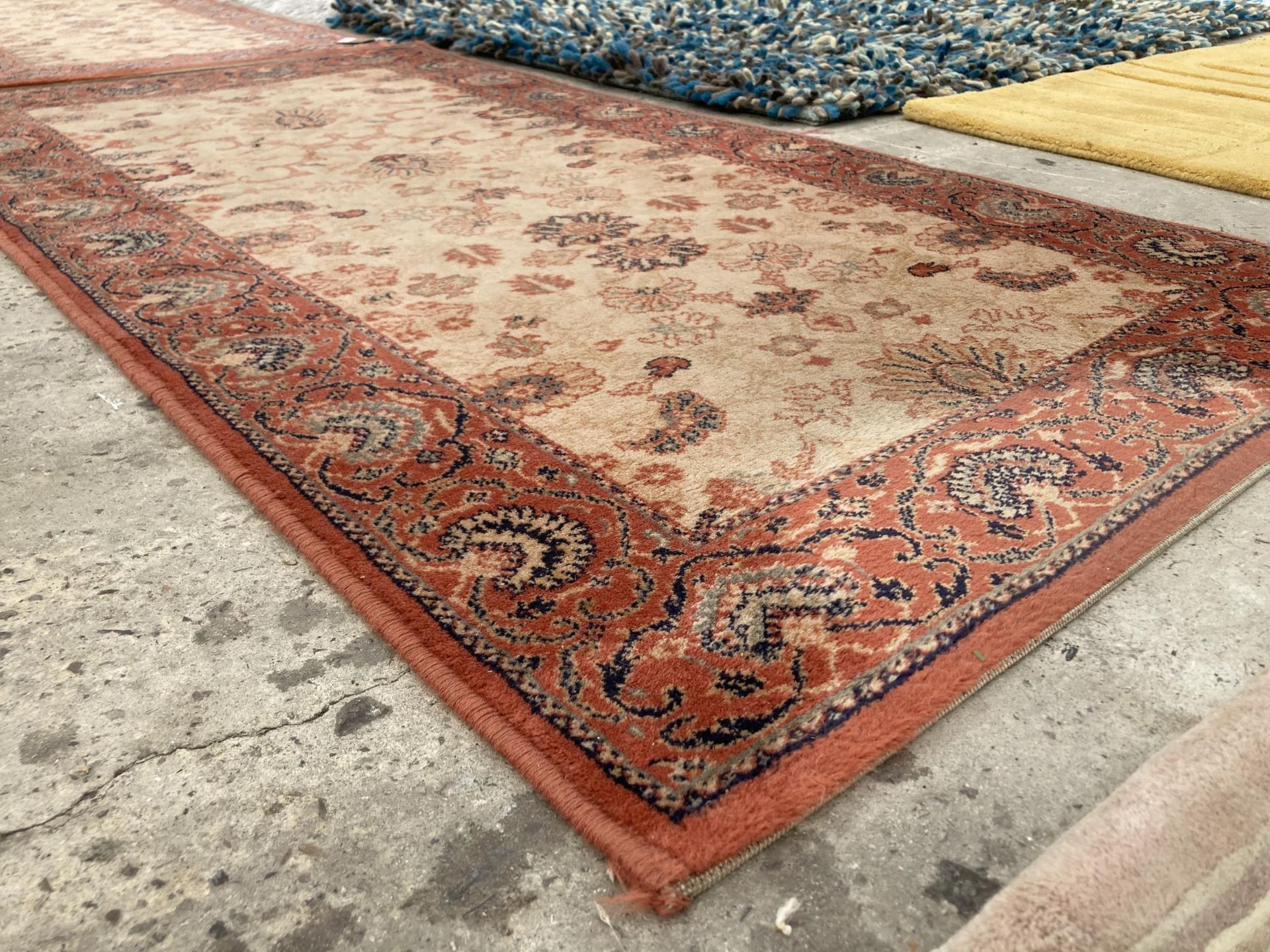 A MODERN MULTICOLOURED SHAGGY RUG - Image 2 of 2