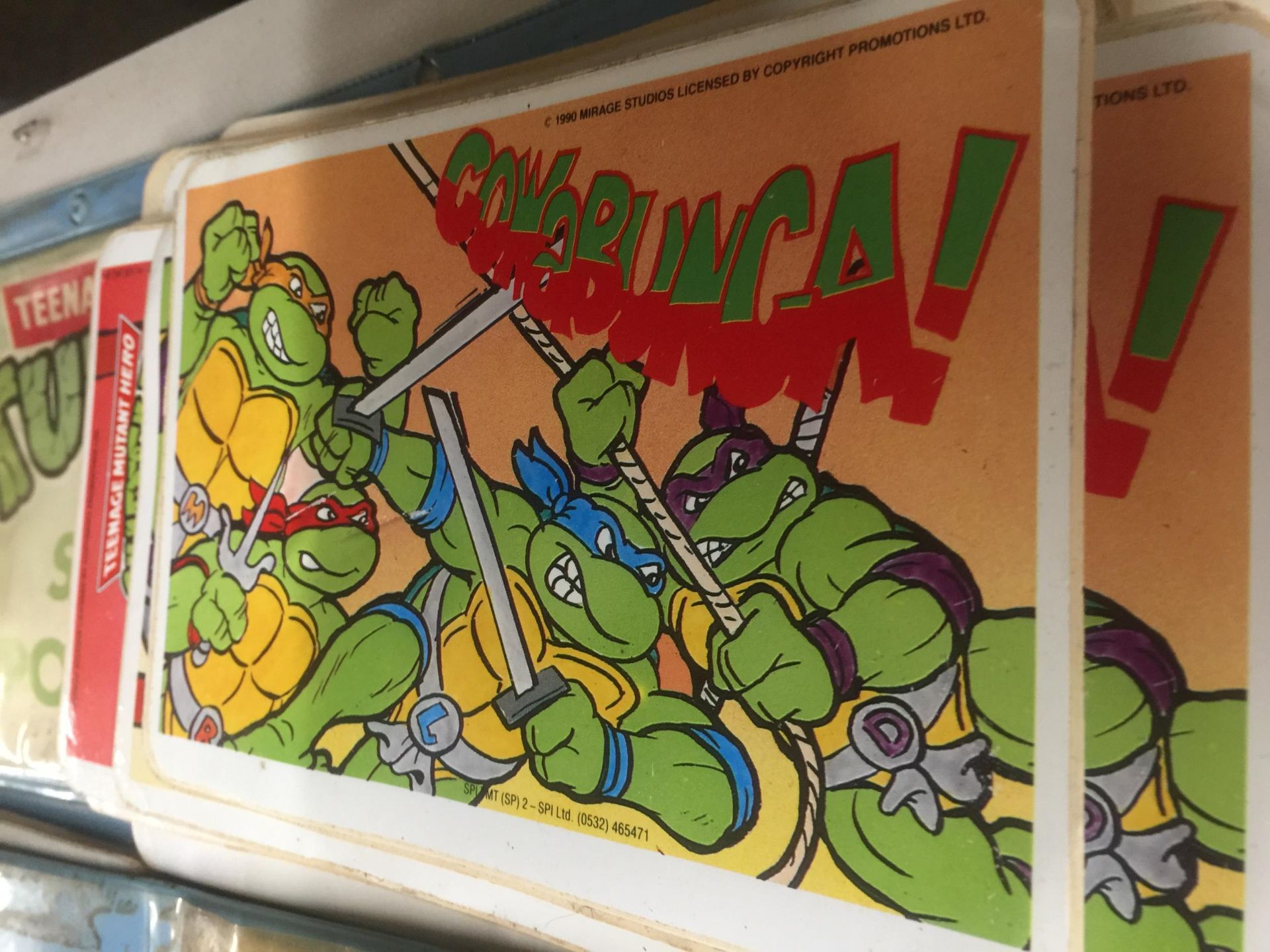 A COLLECTION OF VINTAGE TEENAGE MUTANT NINJA TURTLES STICKERS - Bild 3 aus 4