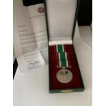 A WOMEN'S VOLUNTARY SERVICE MEDAL IN A PRESENTATION BOX WITH PROVENANCE