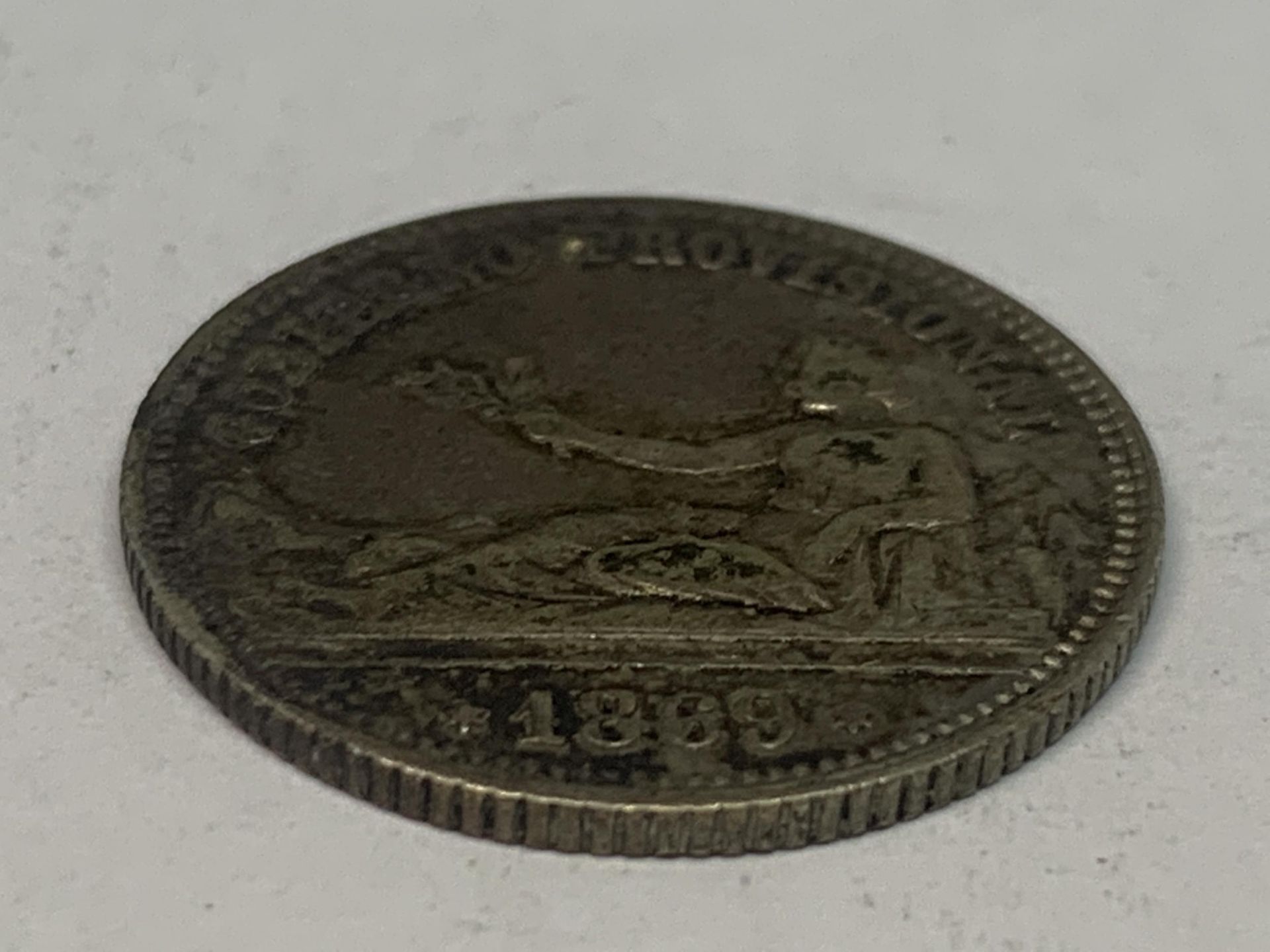 AN 1869 SPANISH ONE PESETA SILVER COIN, BELIEVED VF - Image 3 of 3