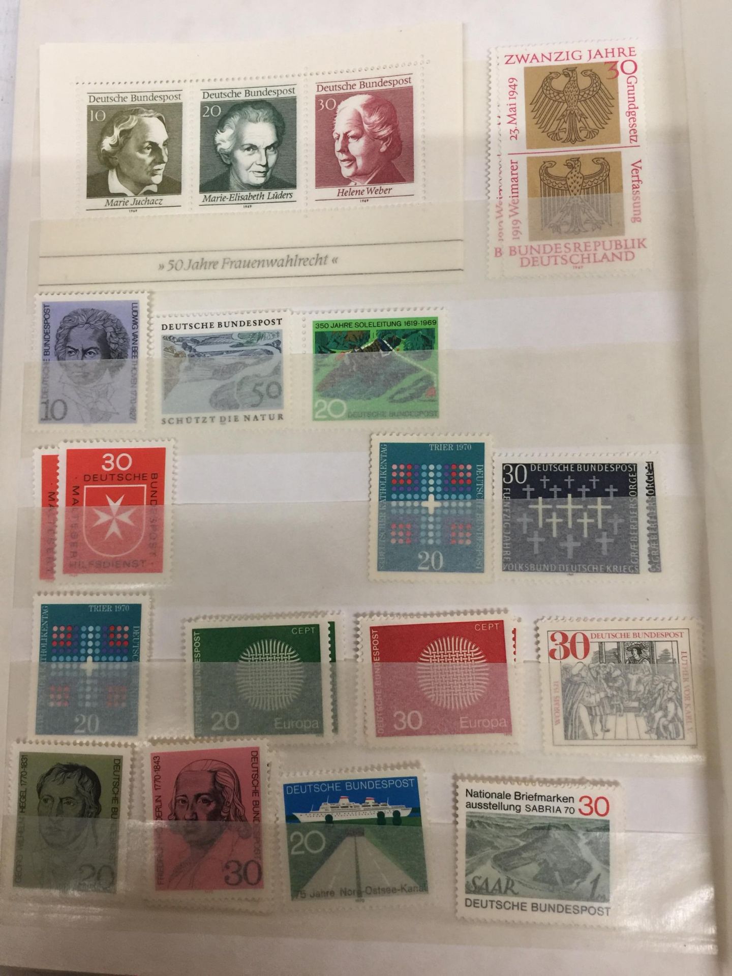 THREE ALBUMS OF GERMAN STAMPS AND SOME LOOSE EXAMPLES - Image 5 of 7